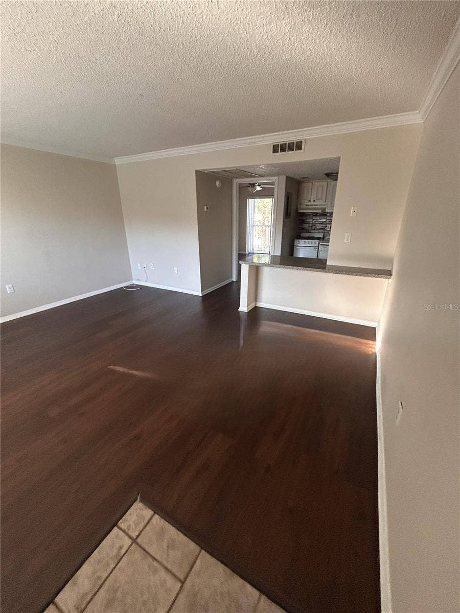 Altamonte Springs, FL 32701 Altamonte Springs, FL 32701