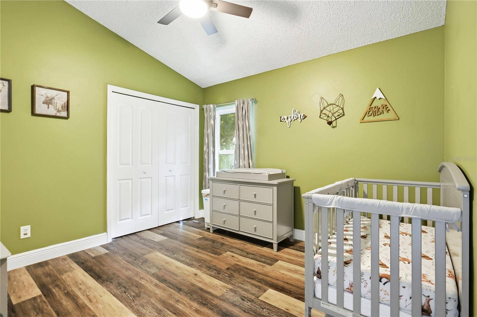 1064 KELLY CREEK CIRCLE, Oviedo, FL 32765 1064 KELLY CREEK CIRCLE, Oviedo, FL 32765