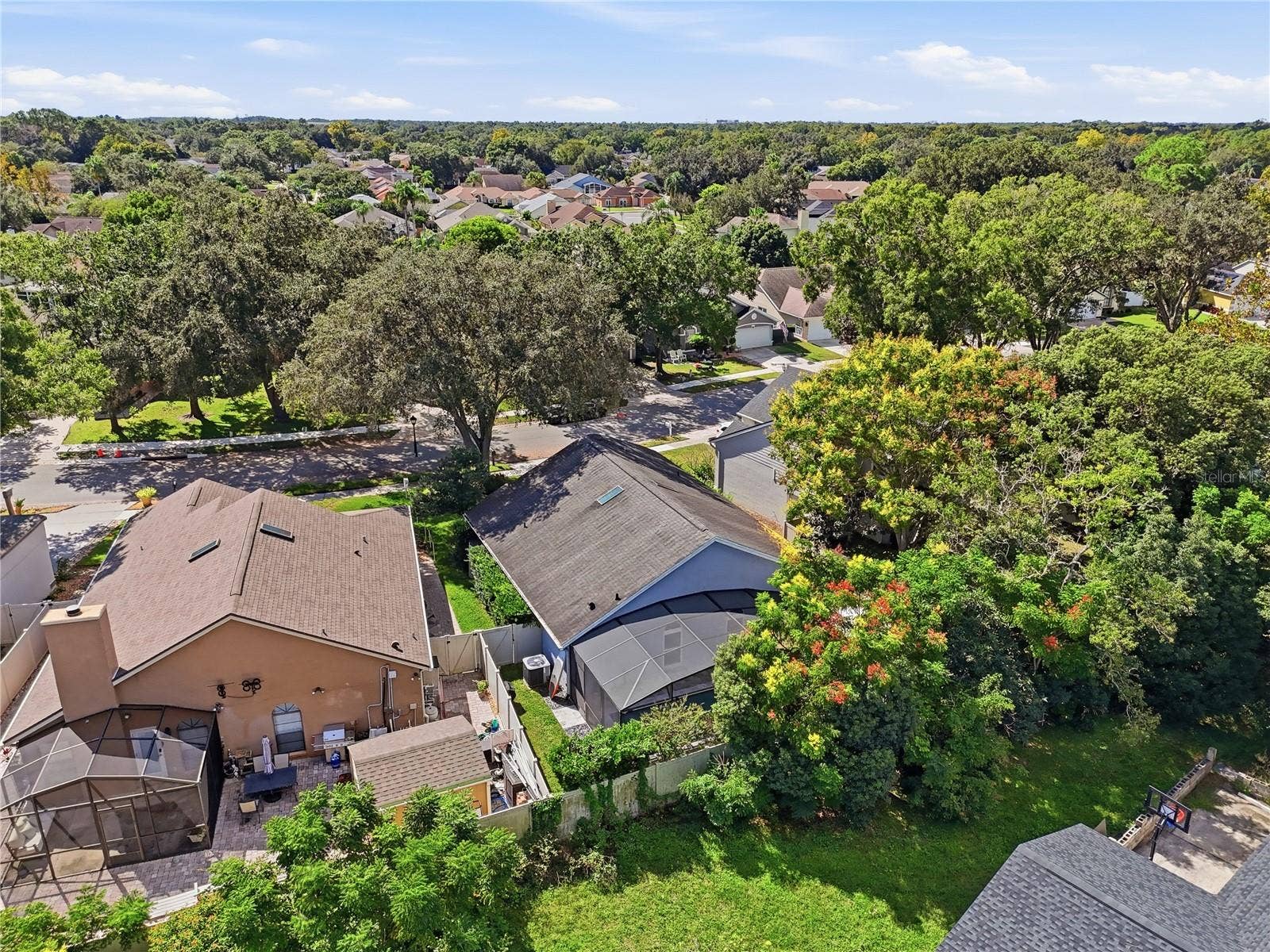 1064 KELLY CREEK CIRCLE, Oviedo, FL 32765 1064 KELLY CREEK CIRCLE, Oviedo, FL 32765
