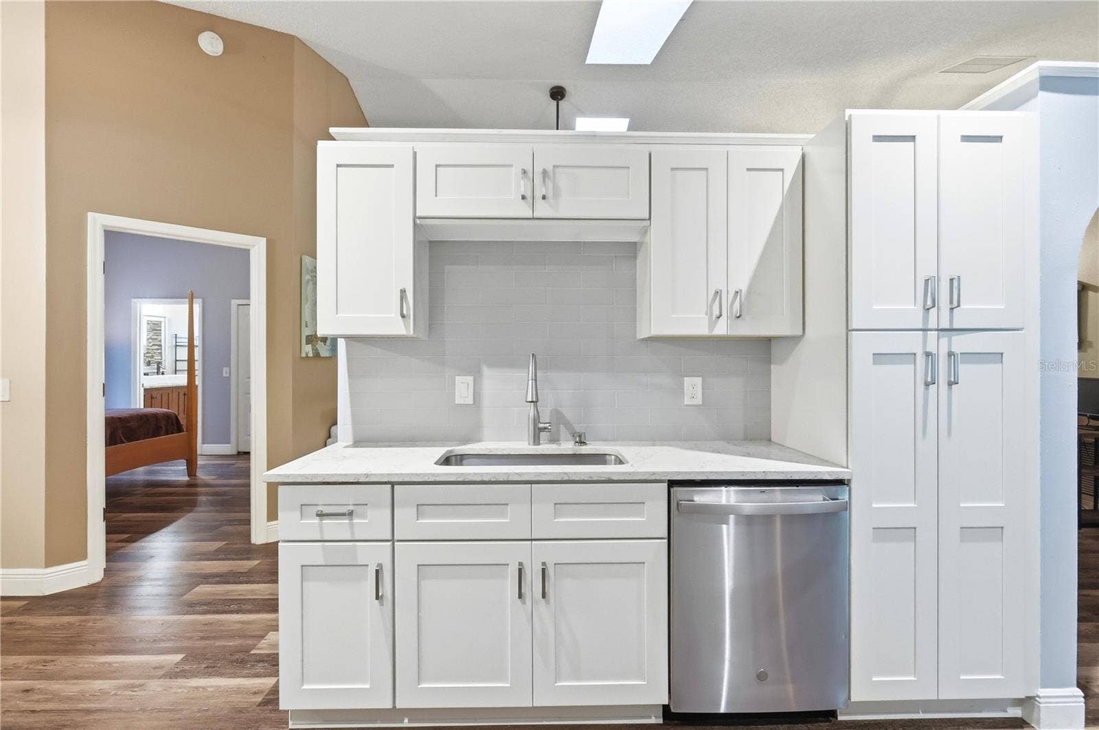 1064 KELLY CREEK CIRCLE, Oviedo, FL 32765 1064 KELLY CREEK CIRCLE, Oviedo, FL 32765