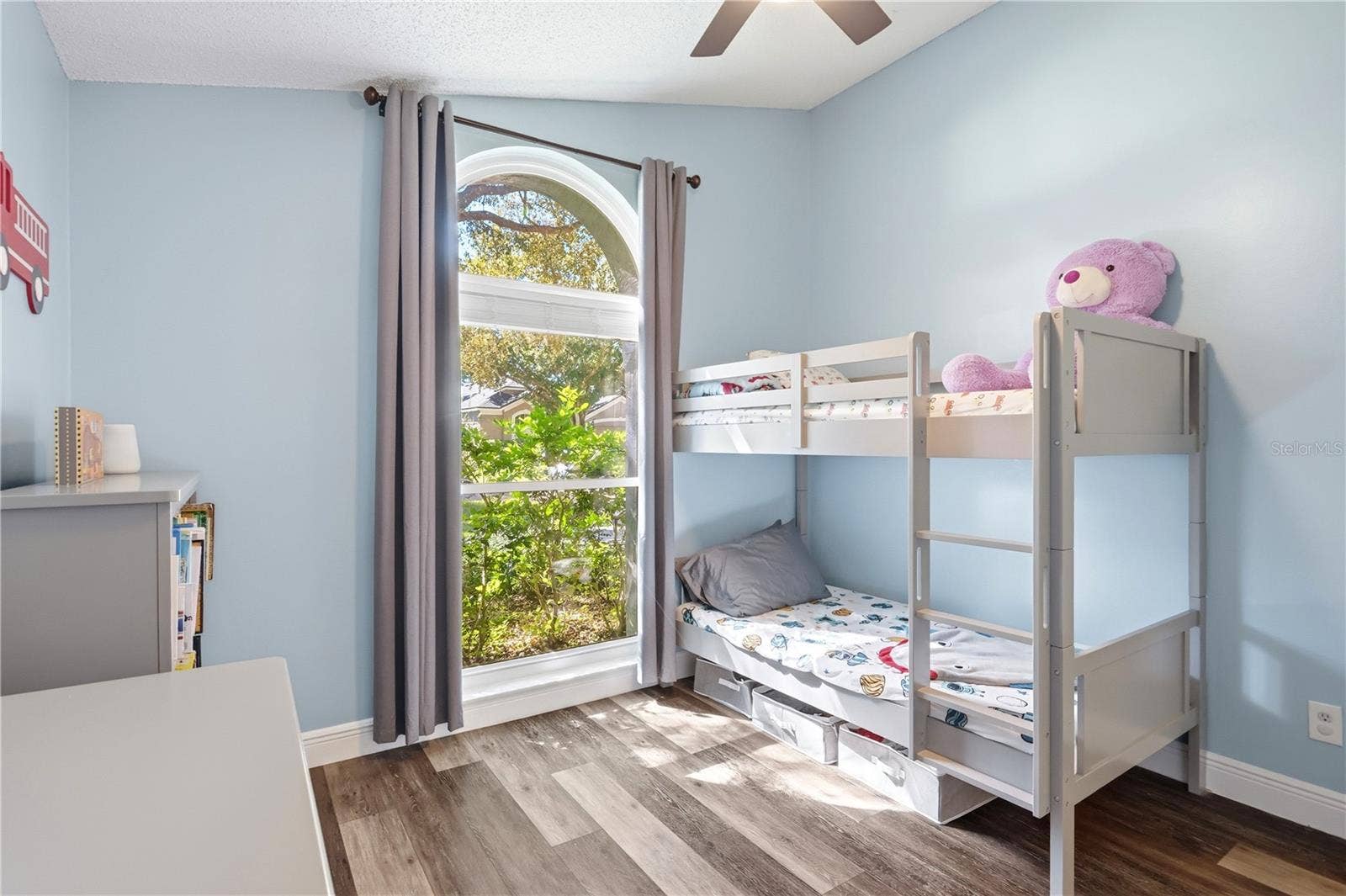 1064 KELLY CREEK CIRCLE, Oviedo, FL 32765 1064 KELLY CREEK CIRCLE, Oviedo, FL 32765