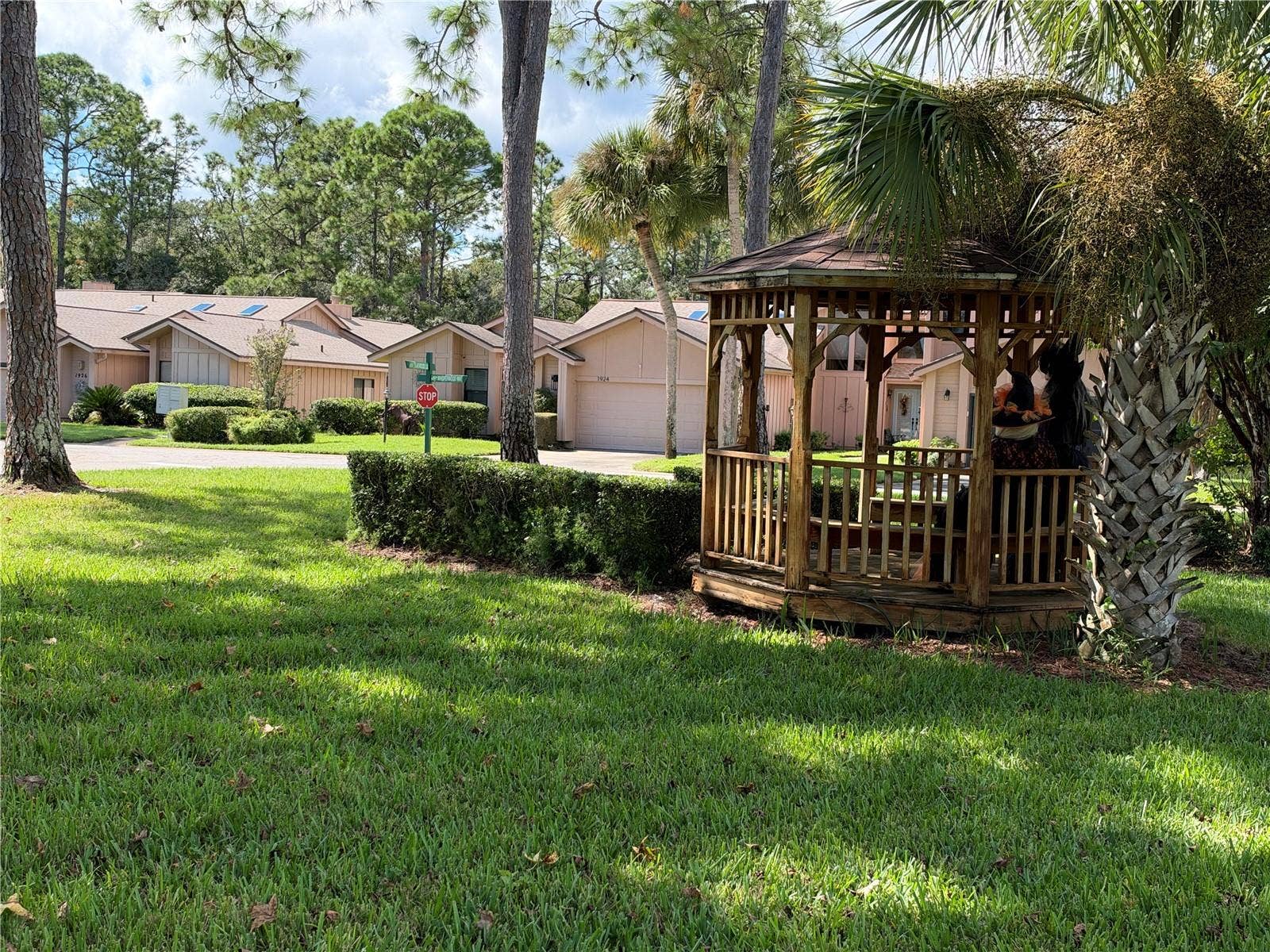 Just across from your from door is green space and a gathering spot for the neighborhood, where residents spend time together.