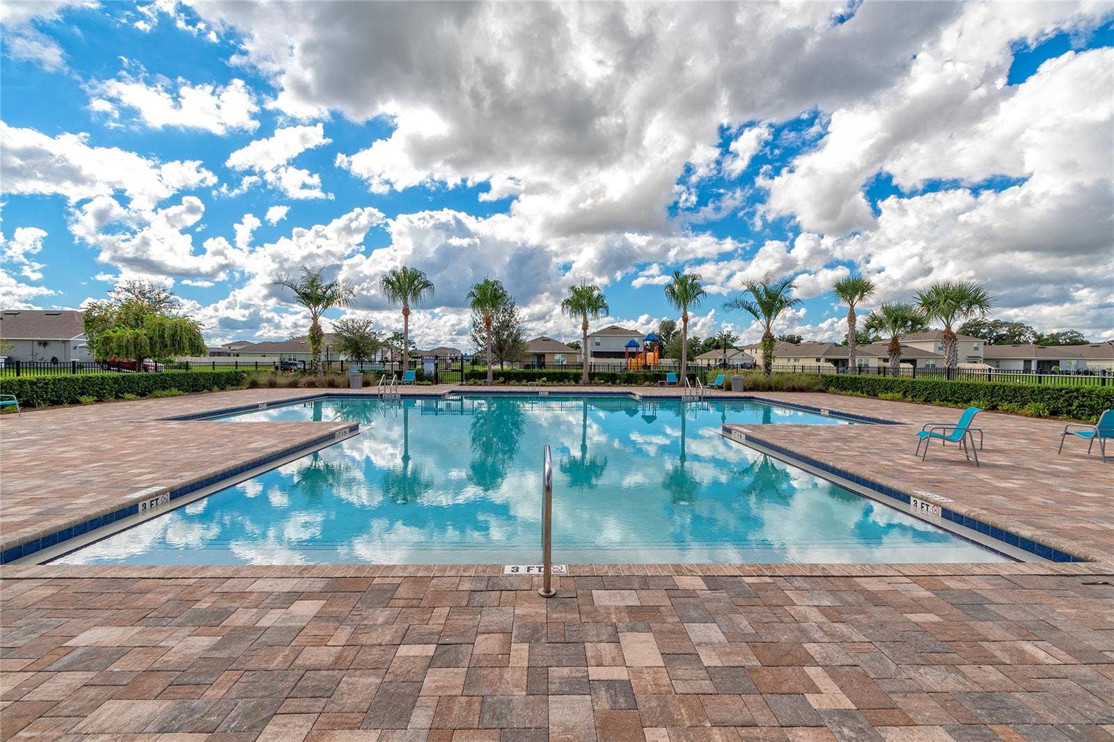 3812 SWANFALLS TERRACE, Sanford, FL 32771 Community Pool
