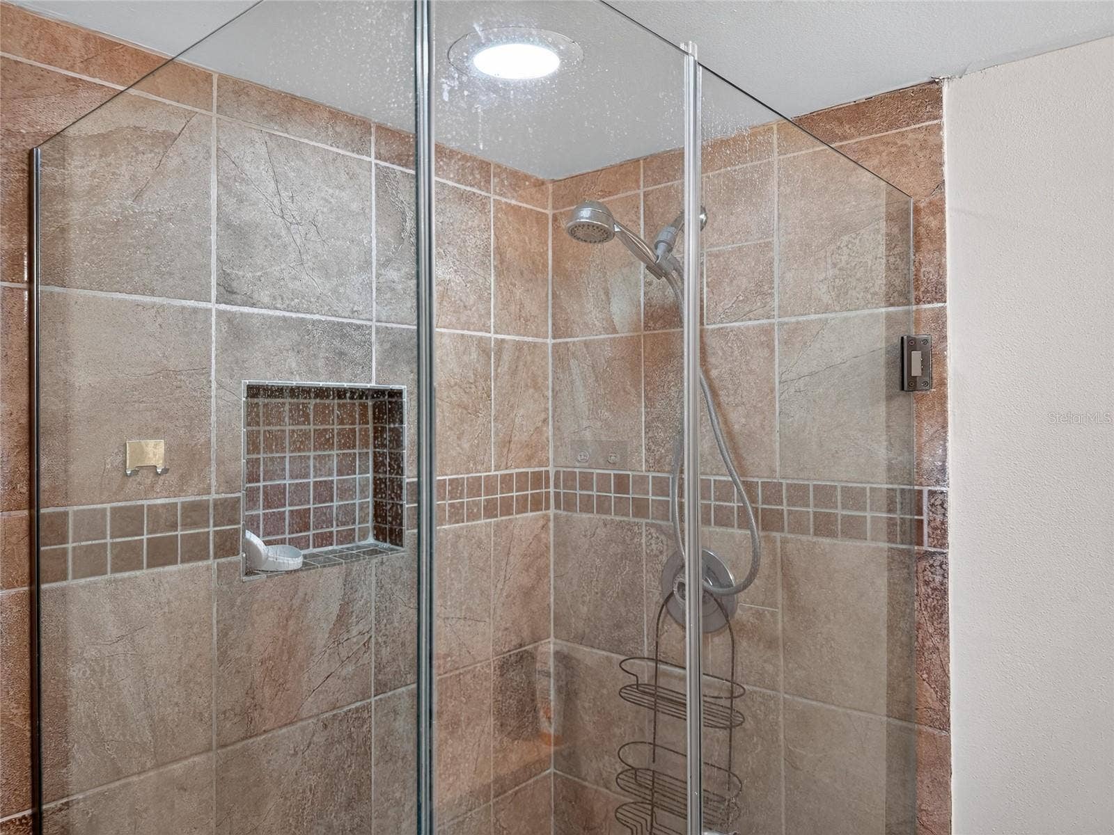 2904 ASH DRIVE, Leesburg, FL 34748