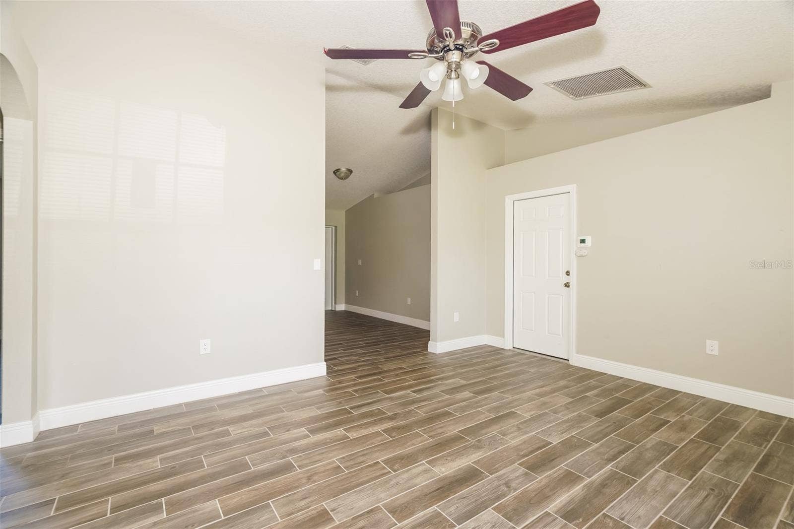 844 JARNAC DRIVE, Kissimmee, FL 34759 844 JARNAC DRIVE, Kissimmee, FL 34759