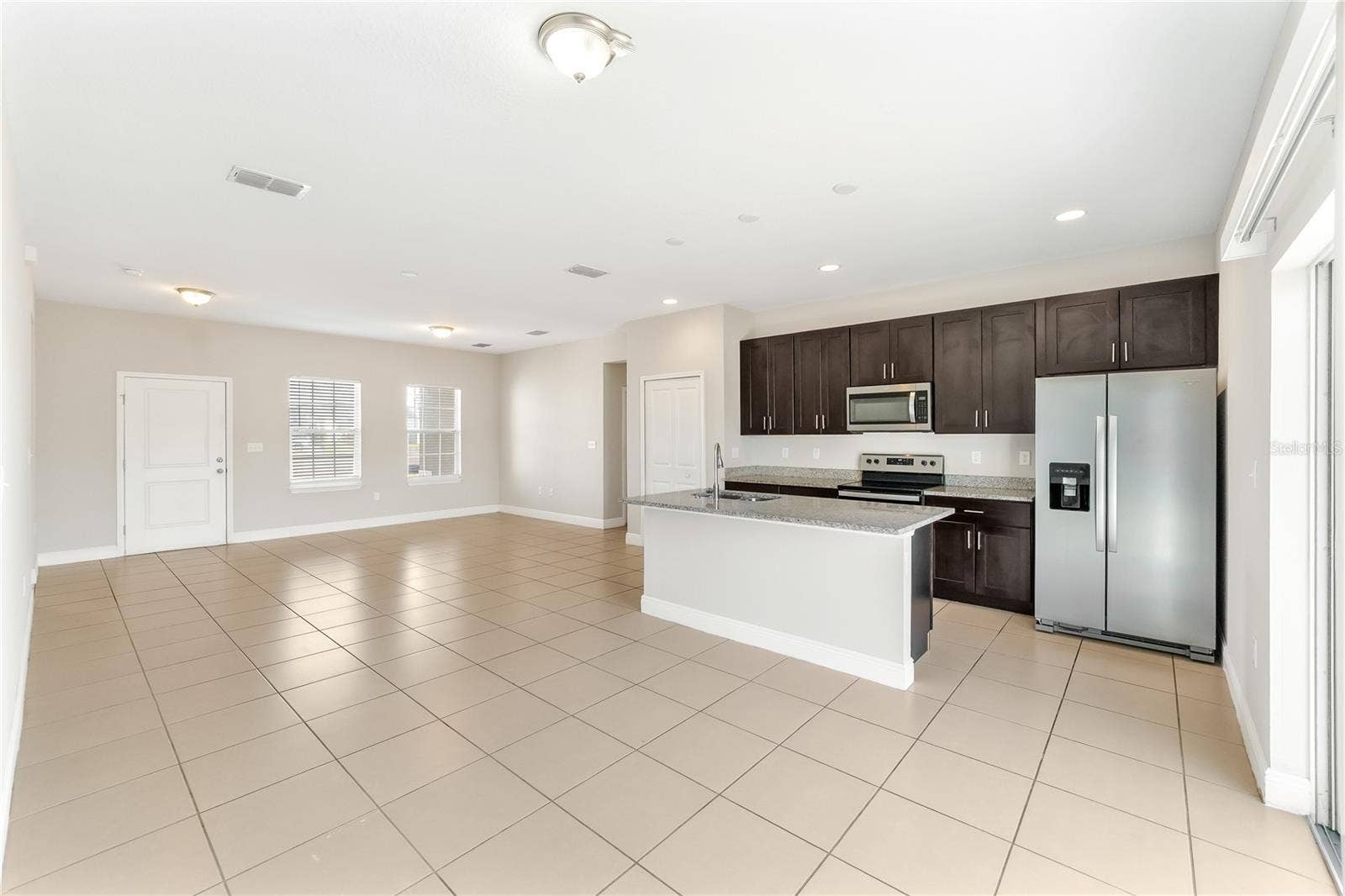 1910 LAKEVIEW LANE, Poinciana, FL 34759