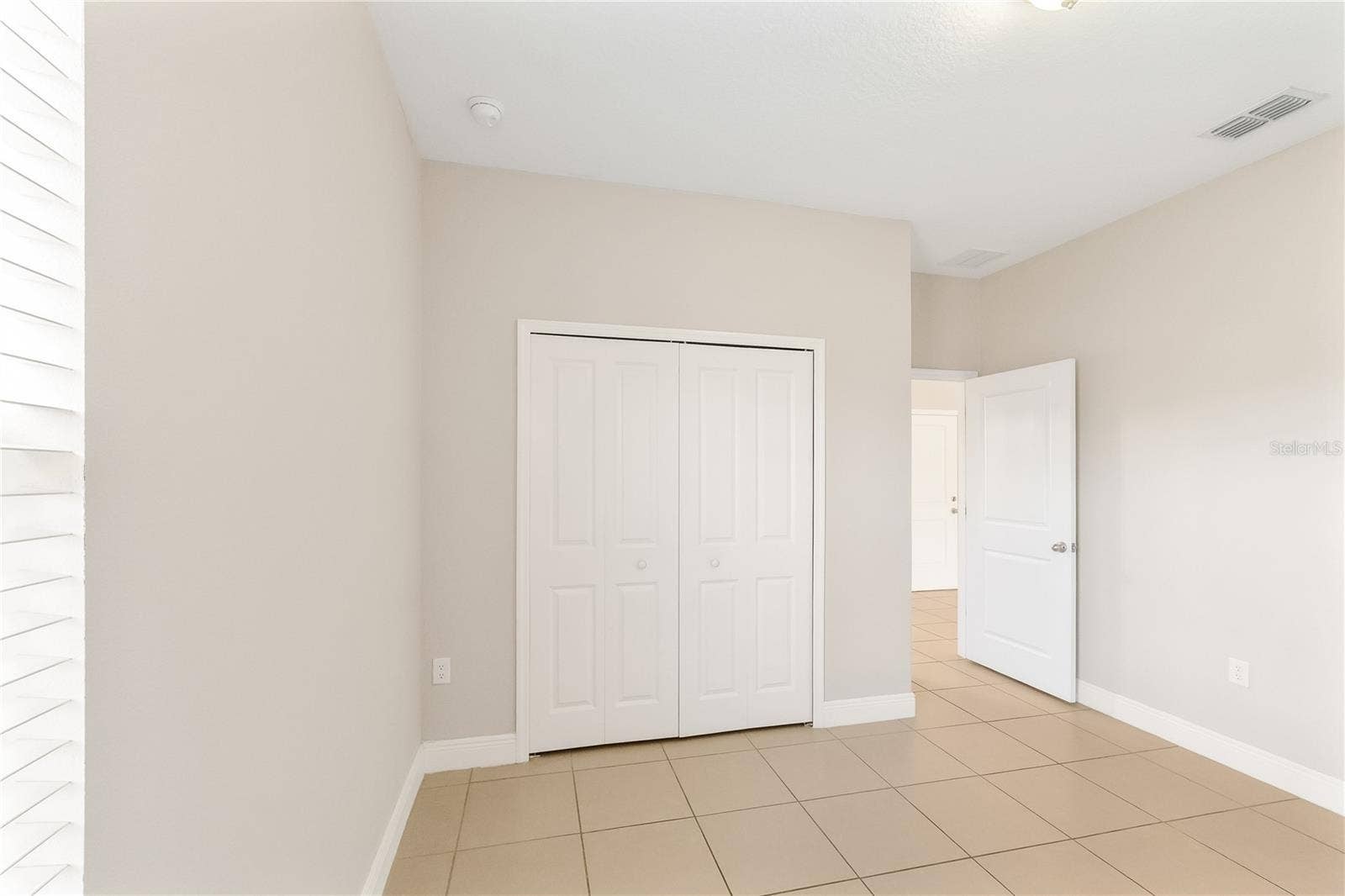 1910 LAKEVIEW LANE, Poinciana, FL 34759