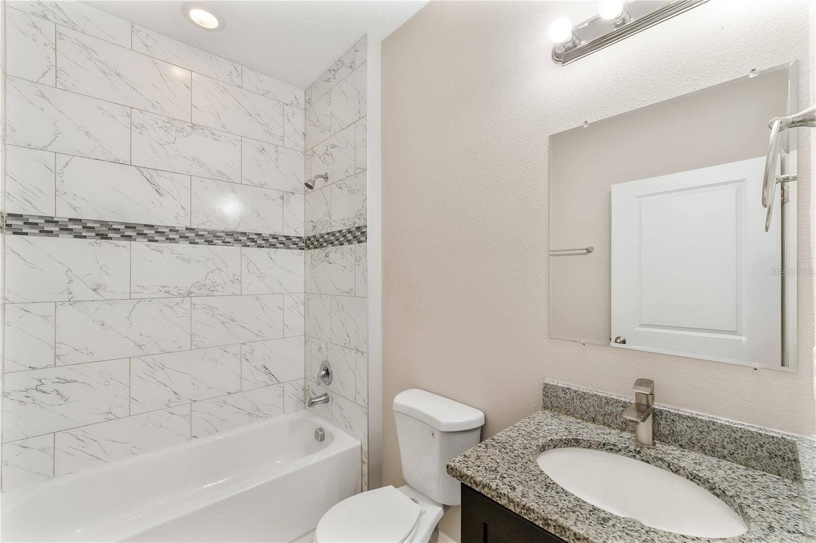 1910 LAKEVIEW LANE, Poinciana, FL 34759