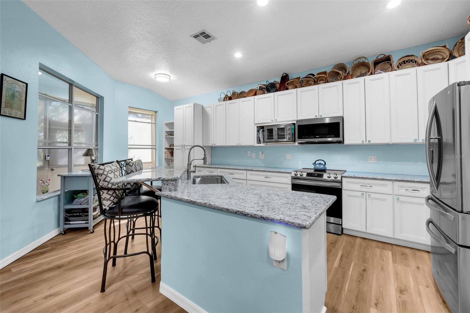 4377 SAMBOURNE STREET, Clermont, FL 34711 Kitchen with Island