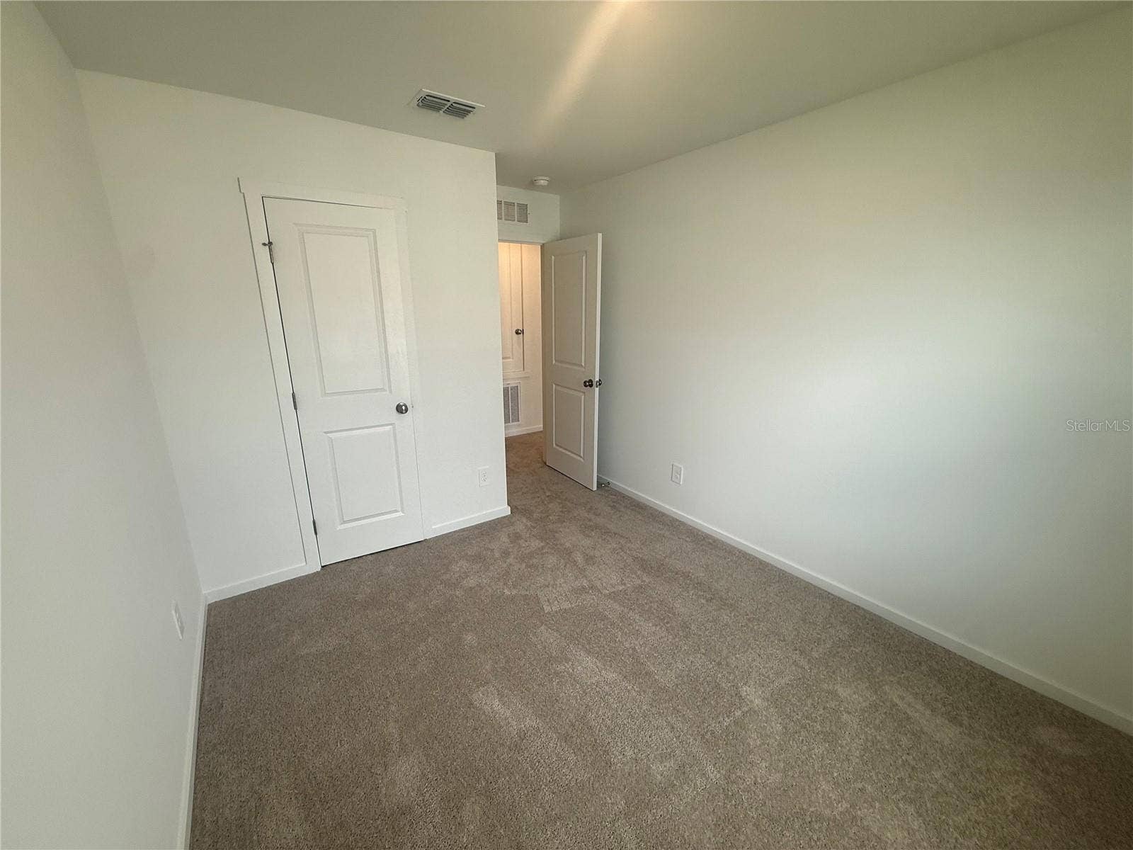 2488 BEVEL LANE, Davenport, FL 33837 2488 BEVEL LANE, Davenport, FL 33837