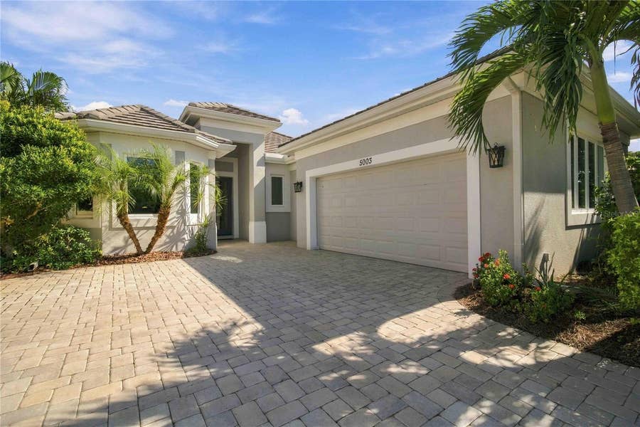 Property photo for 5003 TOBERMORY WAY, Bradenton, FL