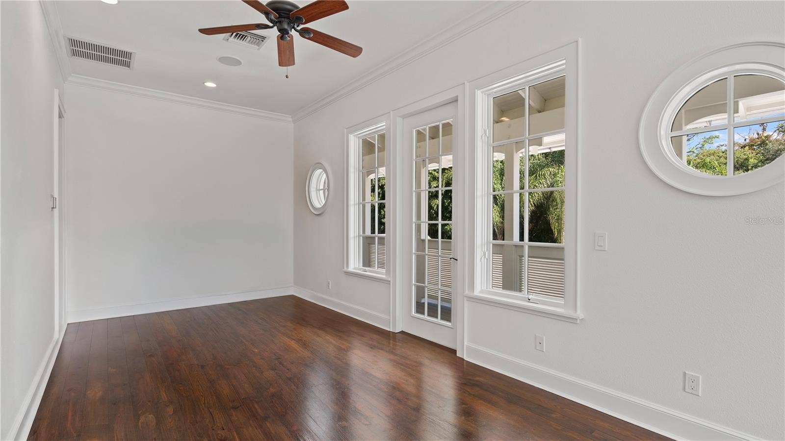 651 OLD EUSTIS ROAD, Mount Dora, FL 32757 Loft