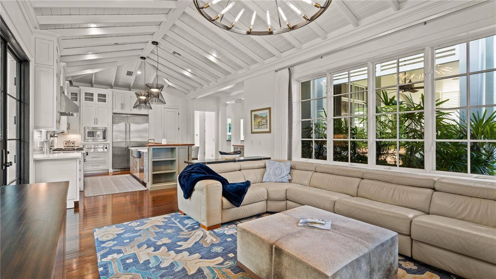 651 OLD EUSTIS ROAD, Mount Dora, FL 32757 Family Room (furniture negotiable)