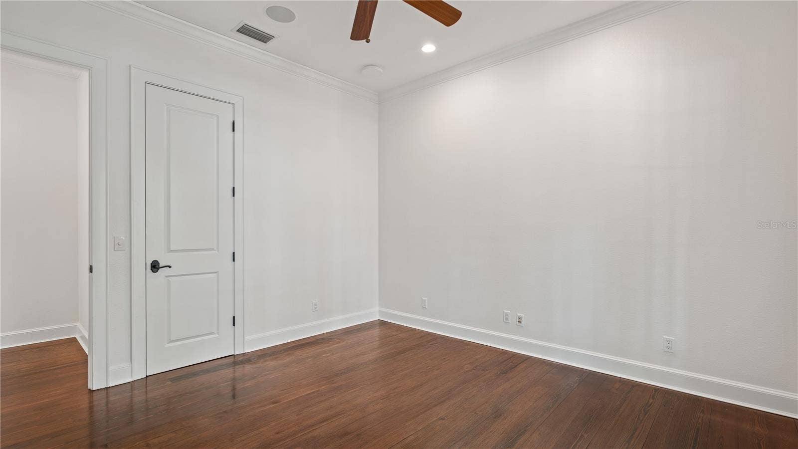 651 OLD EUSTIS ROAD, Mount Dora, FL 32757 Bedroom 3 (upstairs)