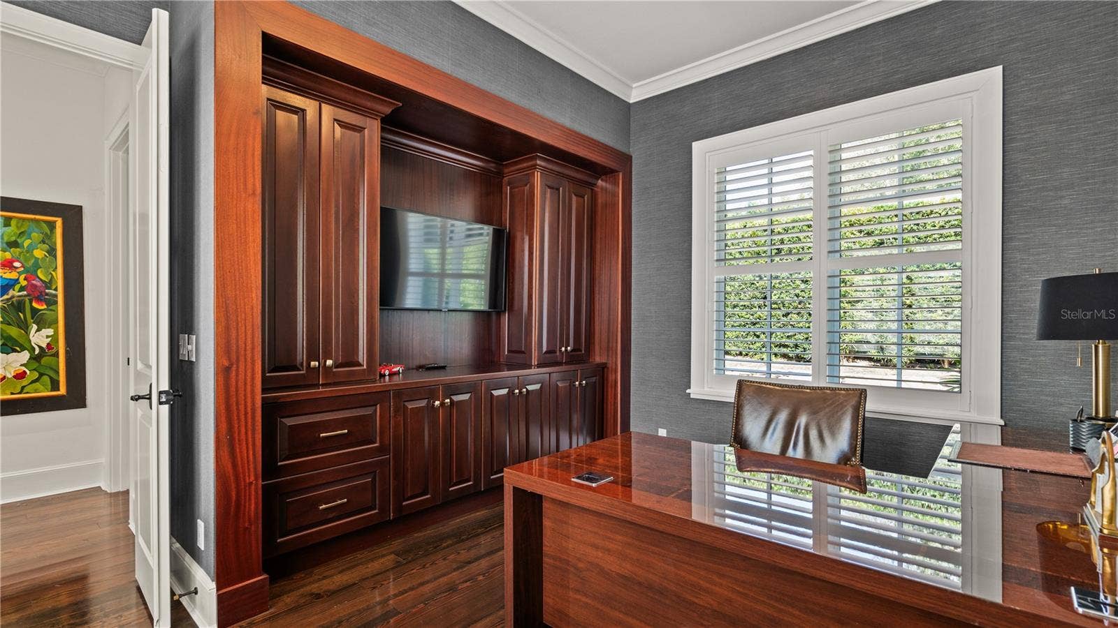 651 OLD EUSTIS ROAD, Mount Dora, FL 32757 Office (furniture negotiable)
