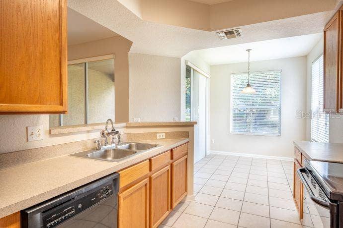 2679 METRO SEVILLA DRIVE, #109, Orlando, FL 32835 2679 METRO SEVILLA DRIVE, #109, Orlando, FL 32835