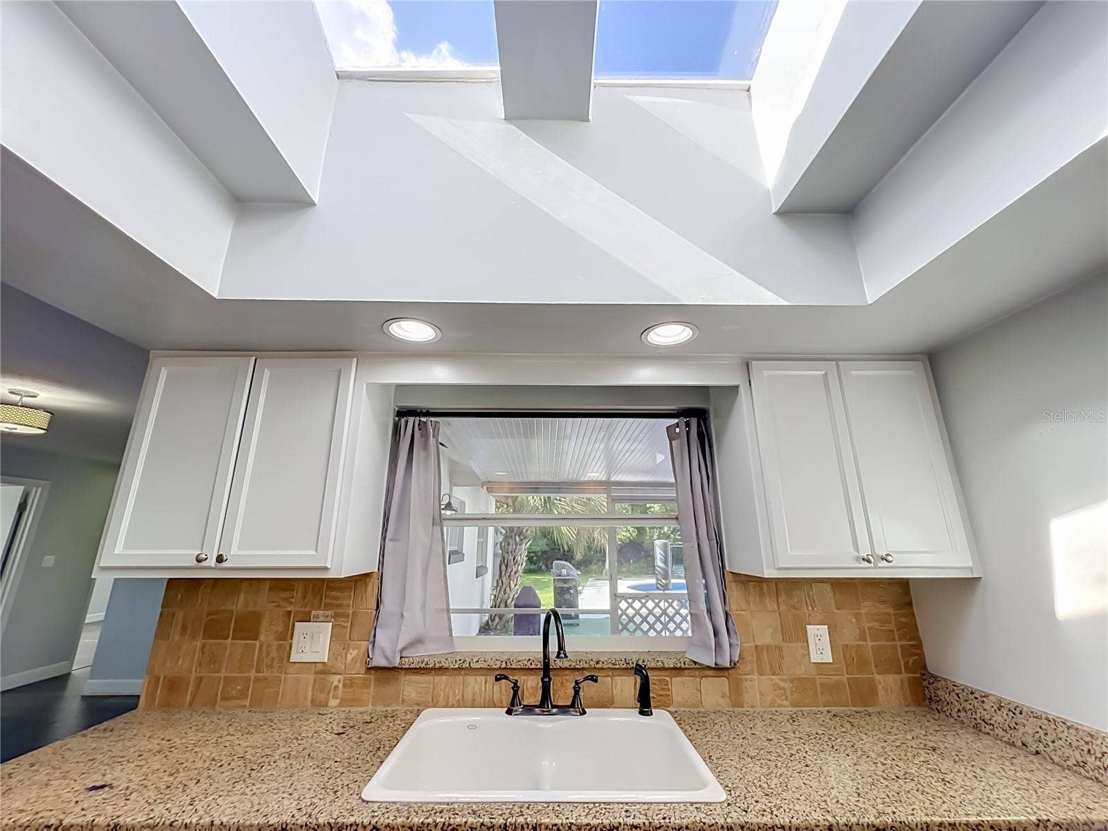 408 MAID OF THE MIST DRIVE, Fern Park, FL 32730