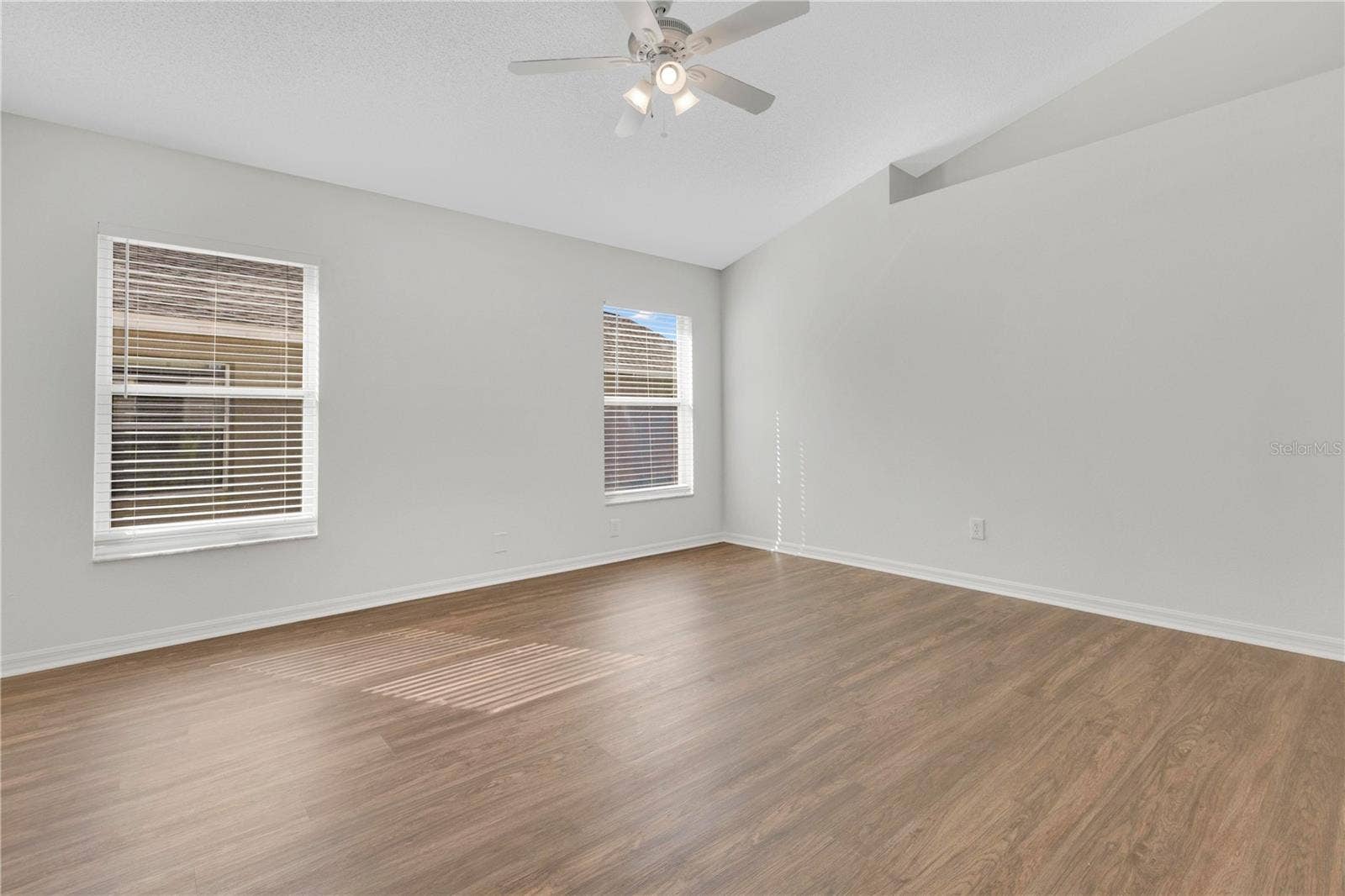 12517 MIDPOINTE DRIVE, Riverview, FL 33578 12517 MIDPOINTE DRIVE, Riverview, FL 33578