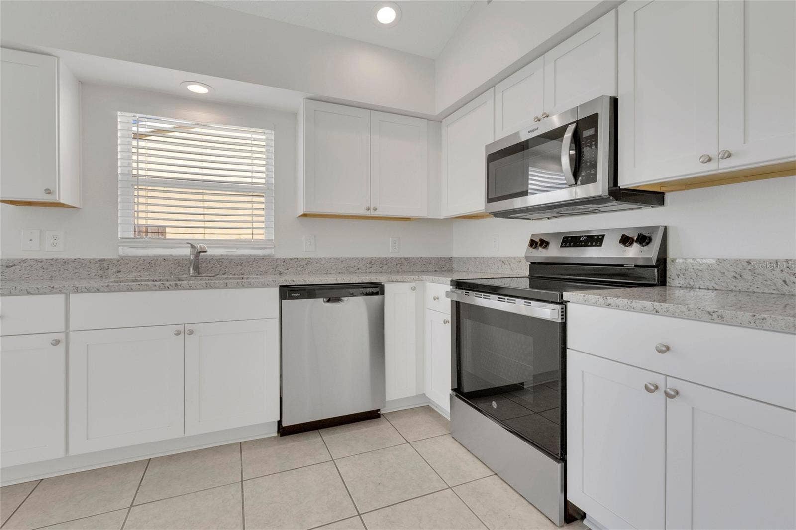 12517 MIDPOINTE DRIVE, Riverview, FL 33578 12517 MIDPOINTE DRIVE, Riverview, FL 33578