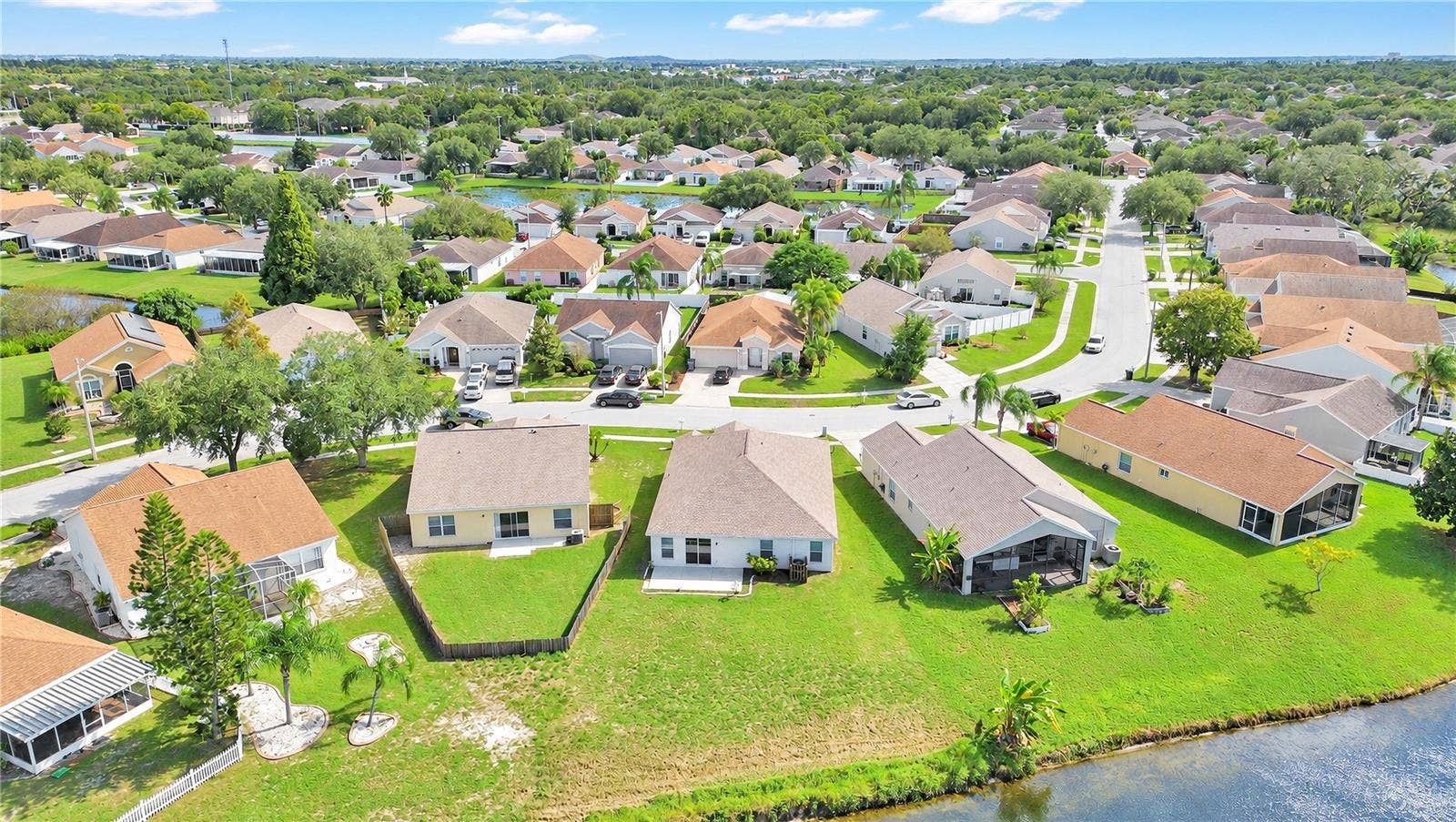 12517 MIDPOINTE DRIVE, Riverview, FL 33578 12517 MIDPOINTE DRIVE, Riverview, FL 33578