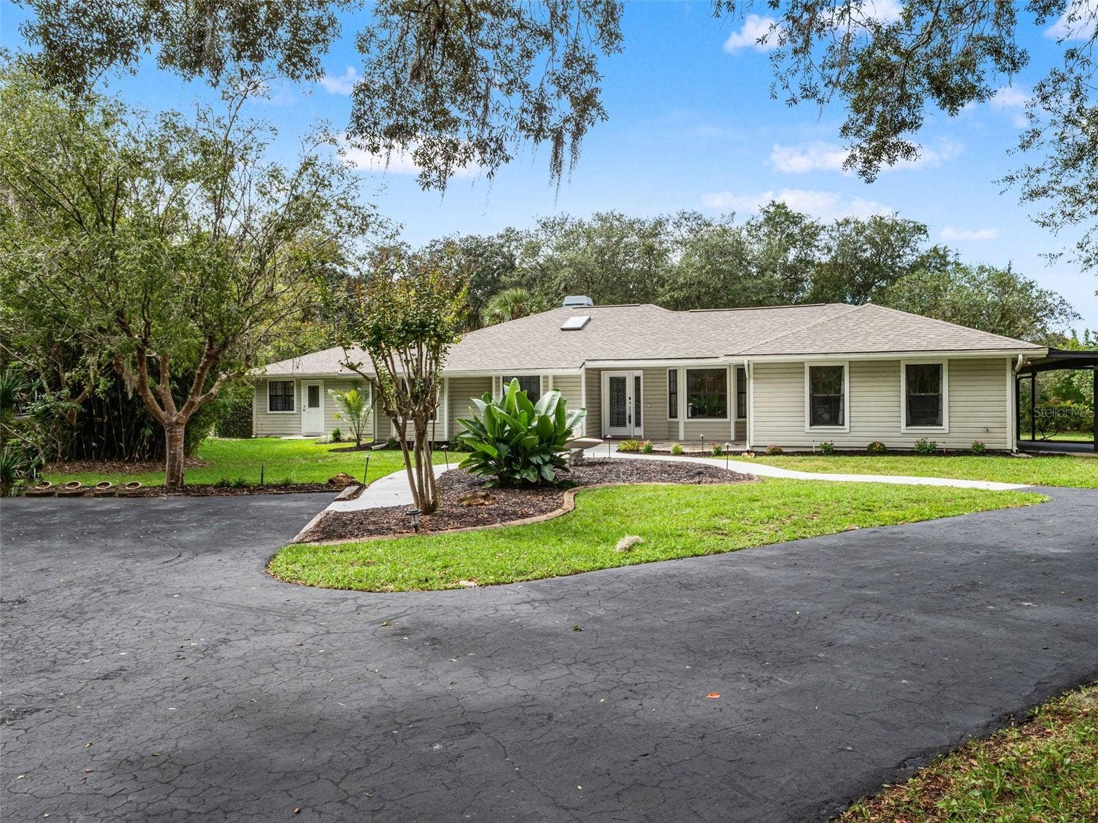 298 LAKE MARKHAM ROAD, Sanford, FL 32771 298 LAKE MARKHAM ROAD, Sanford, FL 32771
