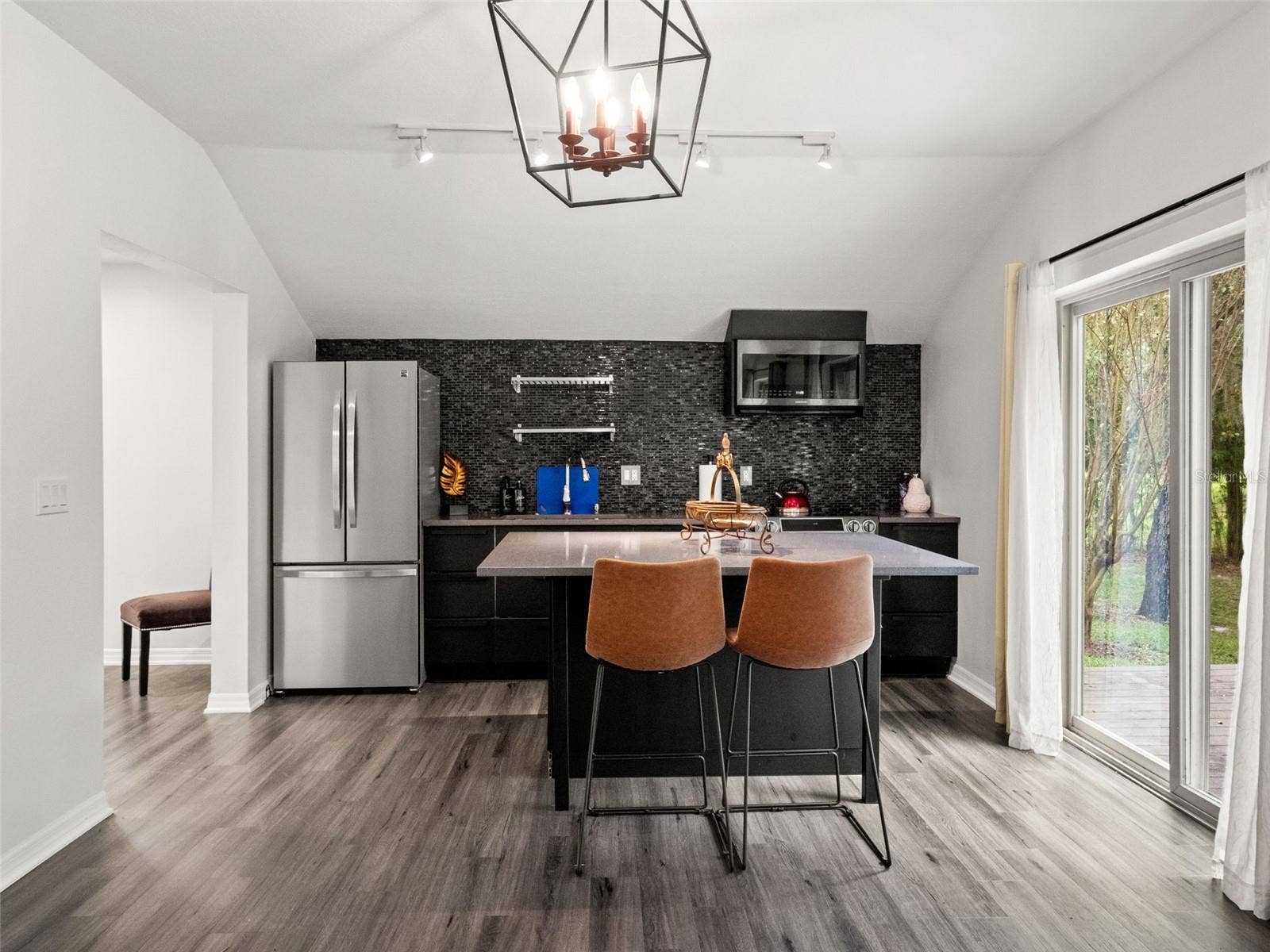 298 LAKE MARKHAM ROAD, Sanford, FL 32771 298 LAKE MARKHAM ROAD, Sanford, FL 32771