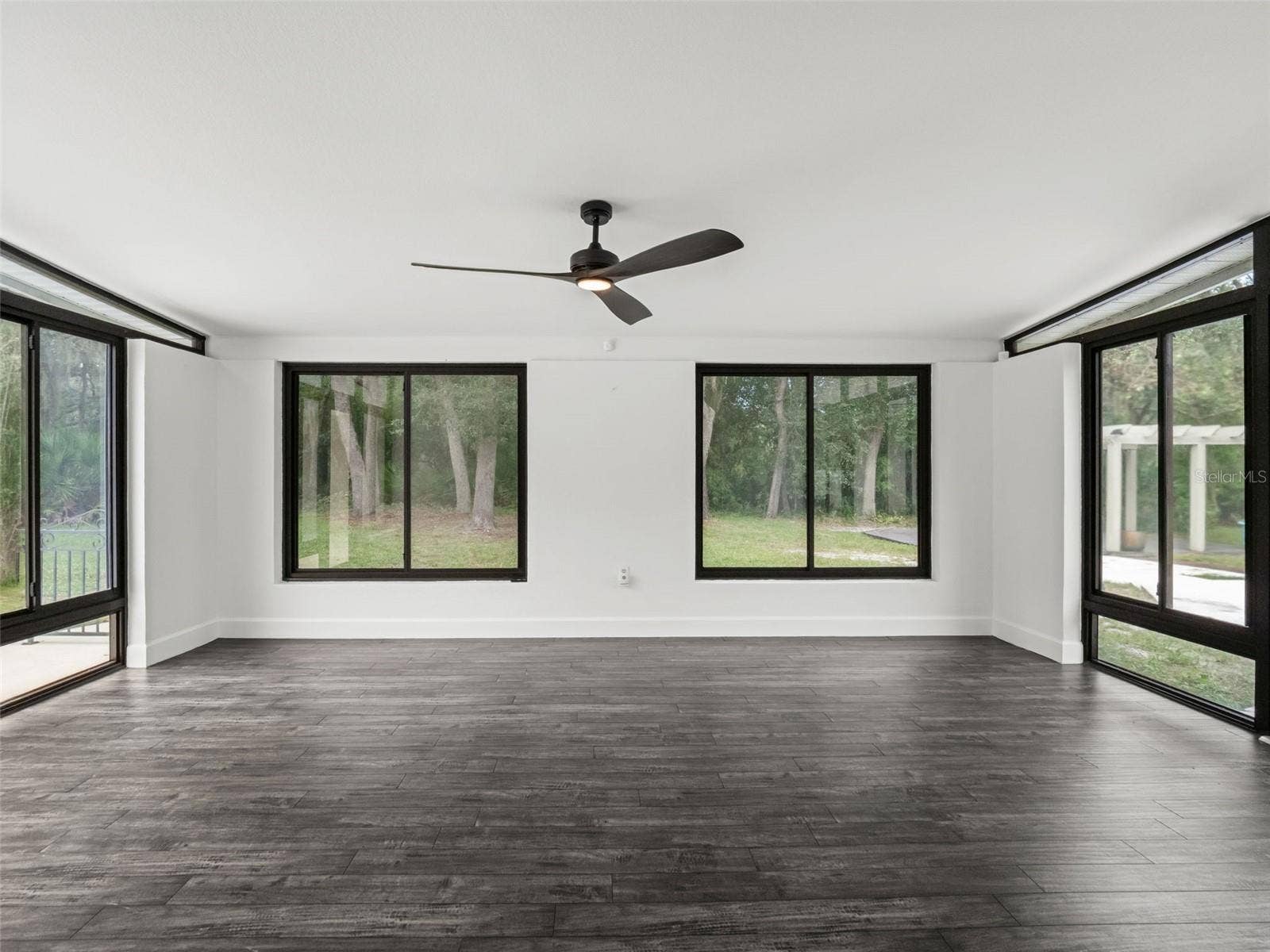 298 LAKE MARKHAM ROAD, Sanford, FL 32771 298 LAKE MARKHAM ROAD, Sanford, FL 32771