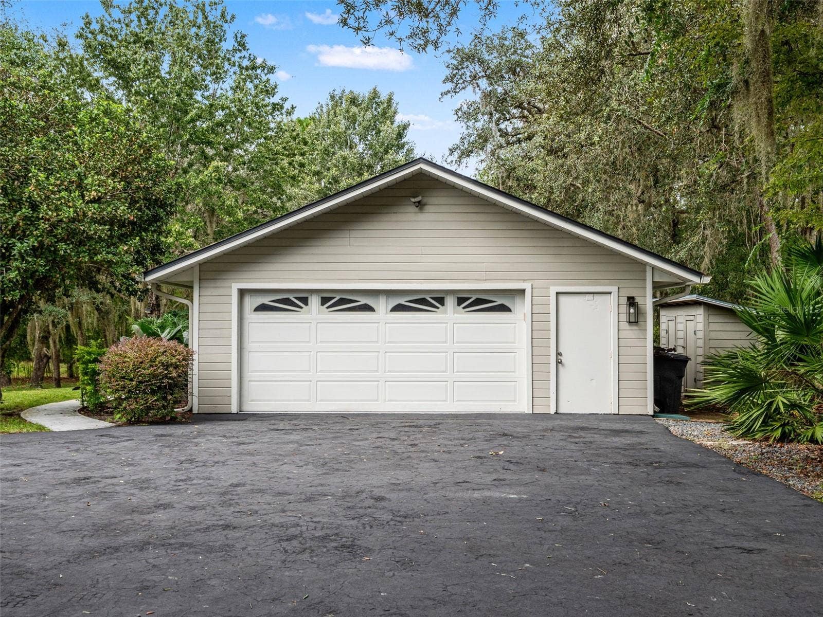 298 LAKE MARKHAM ROAD, Sanford, FL 32771 298 LAKE MARKHAM ROAD, Sanford, FL 32771