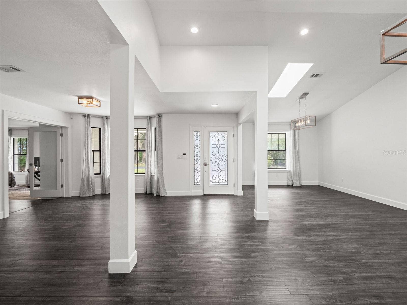298 LAKE MARKHAM ROAD, Sanford, FL 32771 298 LAKE MARKHAM ROAD, Sanford, FL 32771
