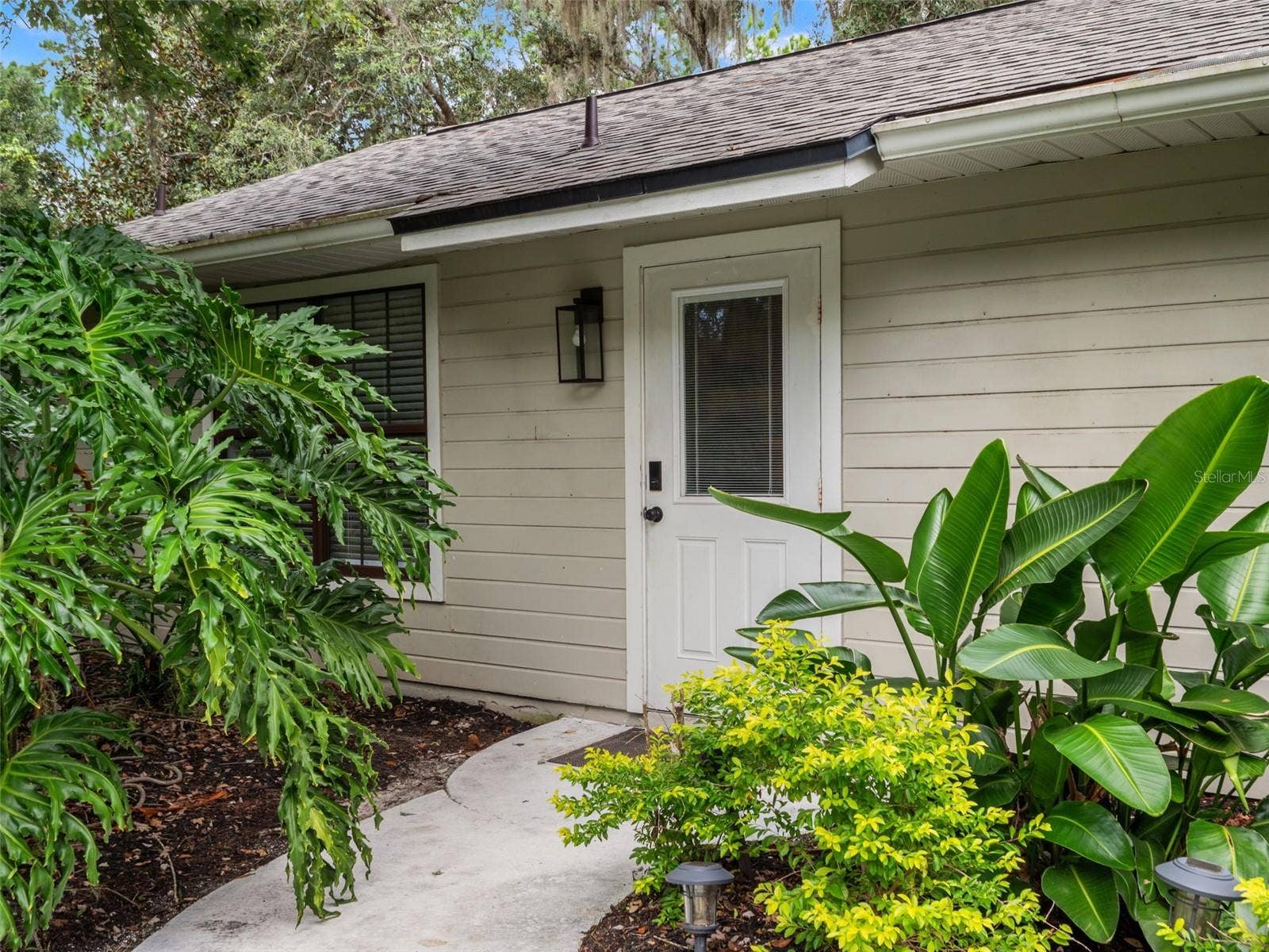 298 LAKE MARKHAM ROAD, Sanford, FL 32771 298 LAKE MARKHAM ROAD, Sanford, FL 32771