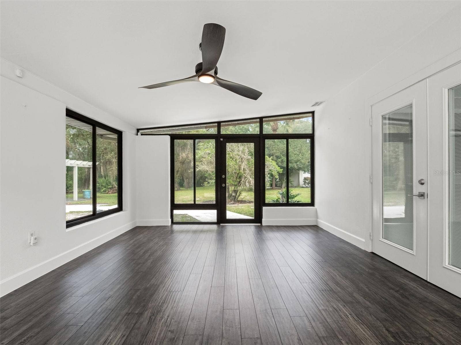 298 LAKE MARKHAM ROAD, Sanford, FL 32771 298 LAKE MARKHAM ROAD, Sanford, FL 32771