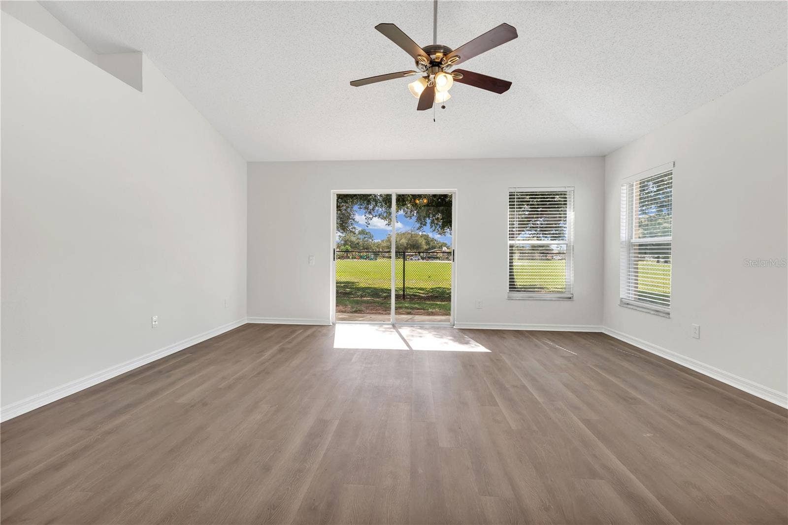 12108 DAWN VISTA DRIVE, Riverview, FL 33578 12108 DAWN VISTA DRIVE, Riverview, FL 33578