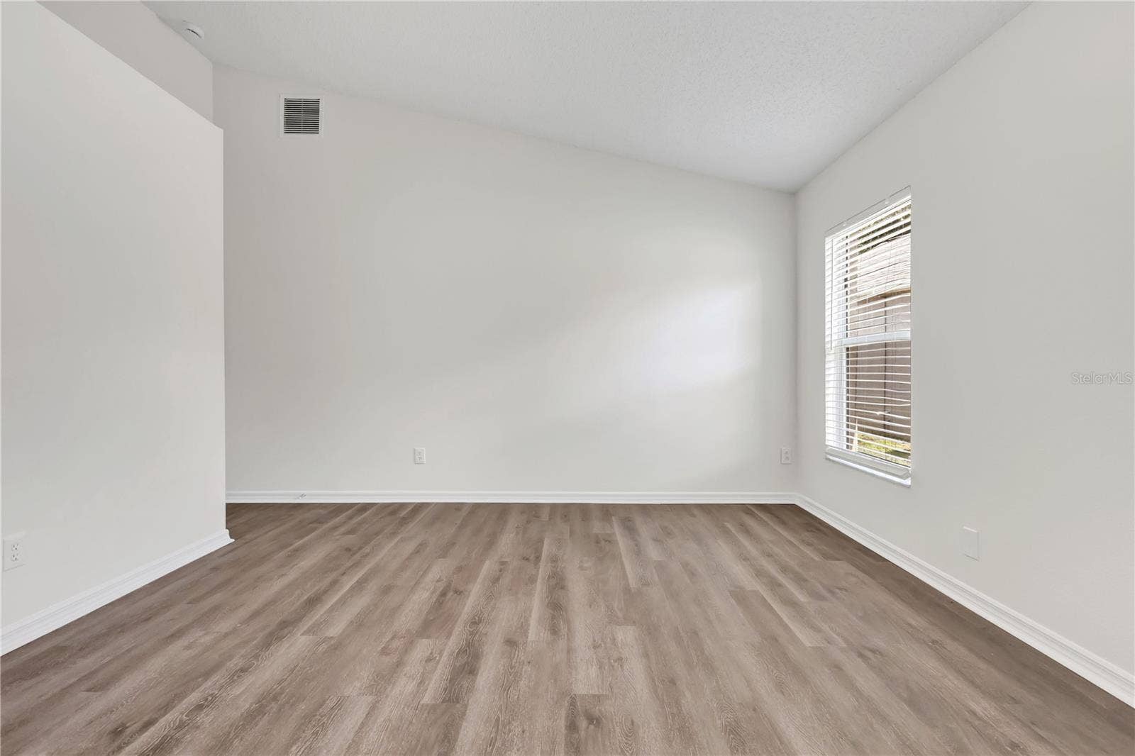 12108 DAWN VISTA DRIVE, Riverview, FL 33578 12108 DAWN VISTA DRIVE, Riverview, FL 33578