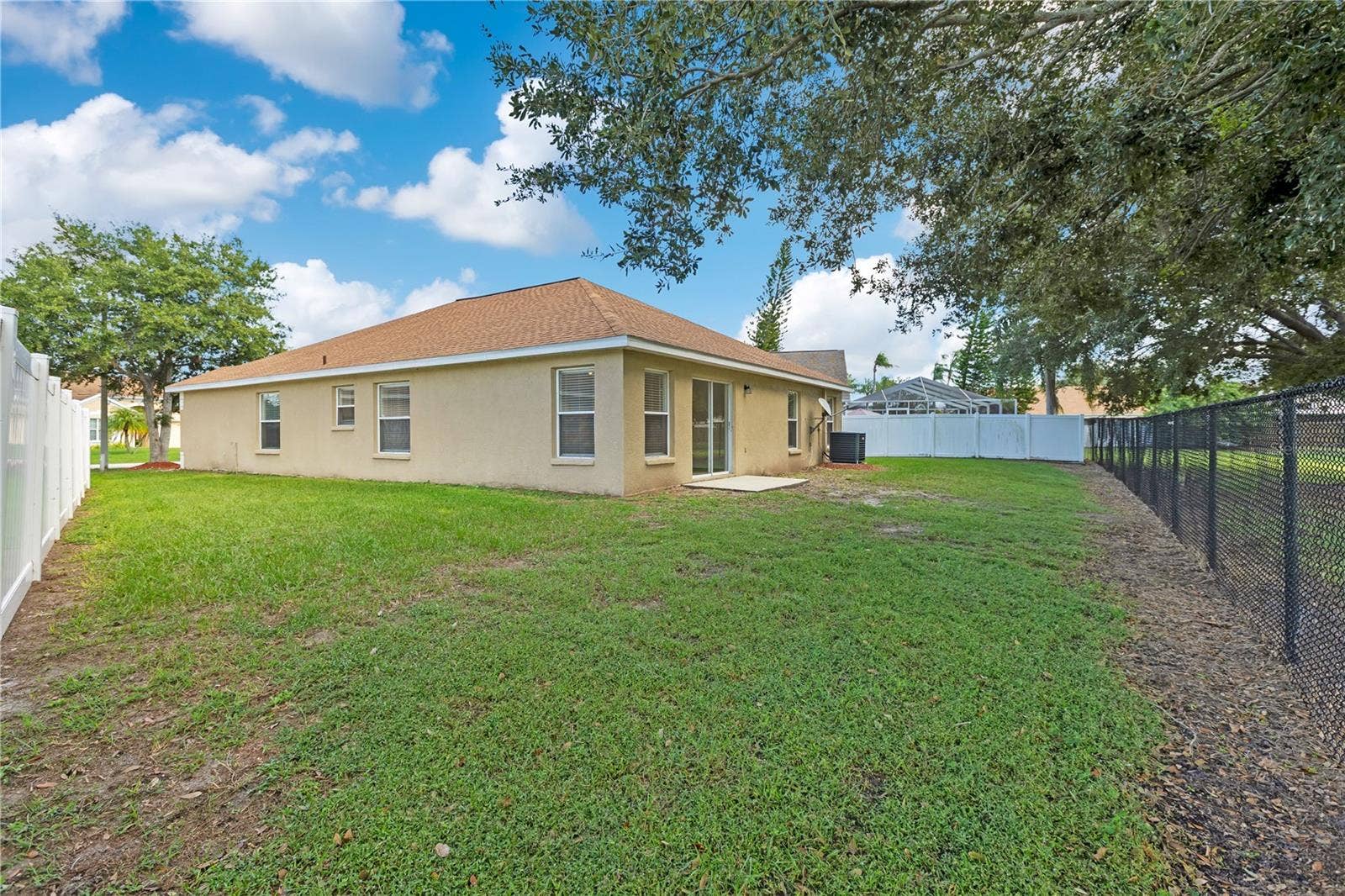 12108 DAWN VISTA DRIVE, Riverview, FL 33578 12108 DAWN VISTA DRIVE, Riverview, FL 33578