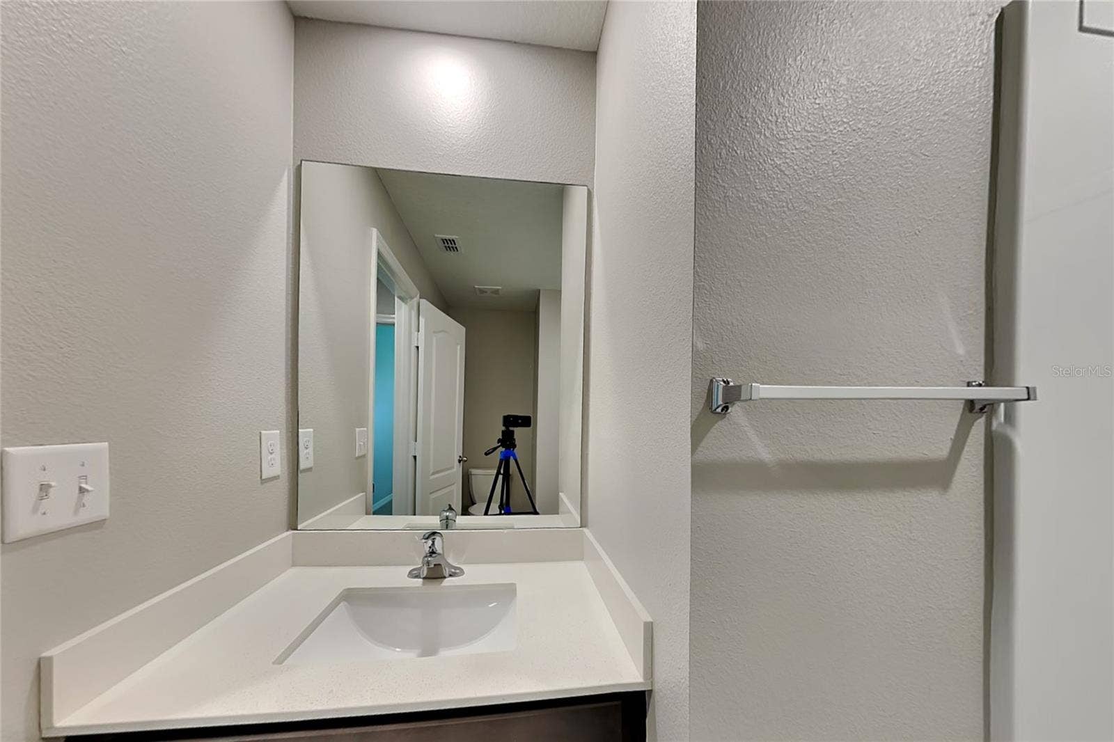 Lakeland, FL 33811