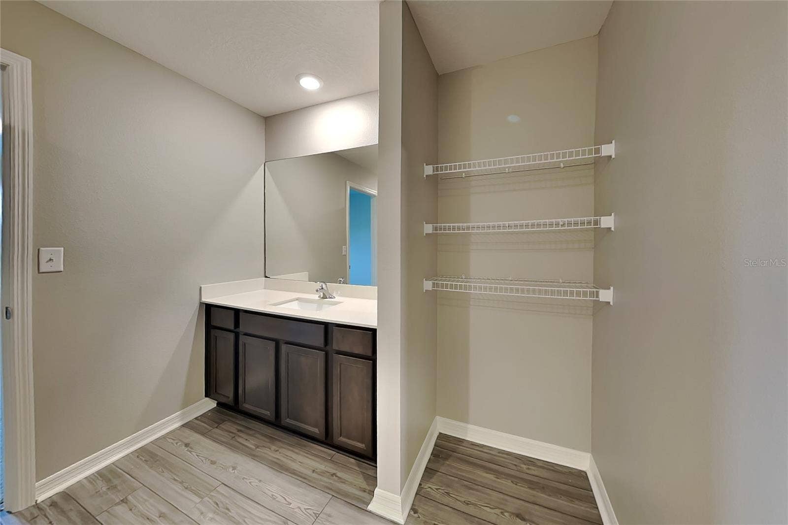 Lakeland, FL 33811
