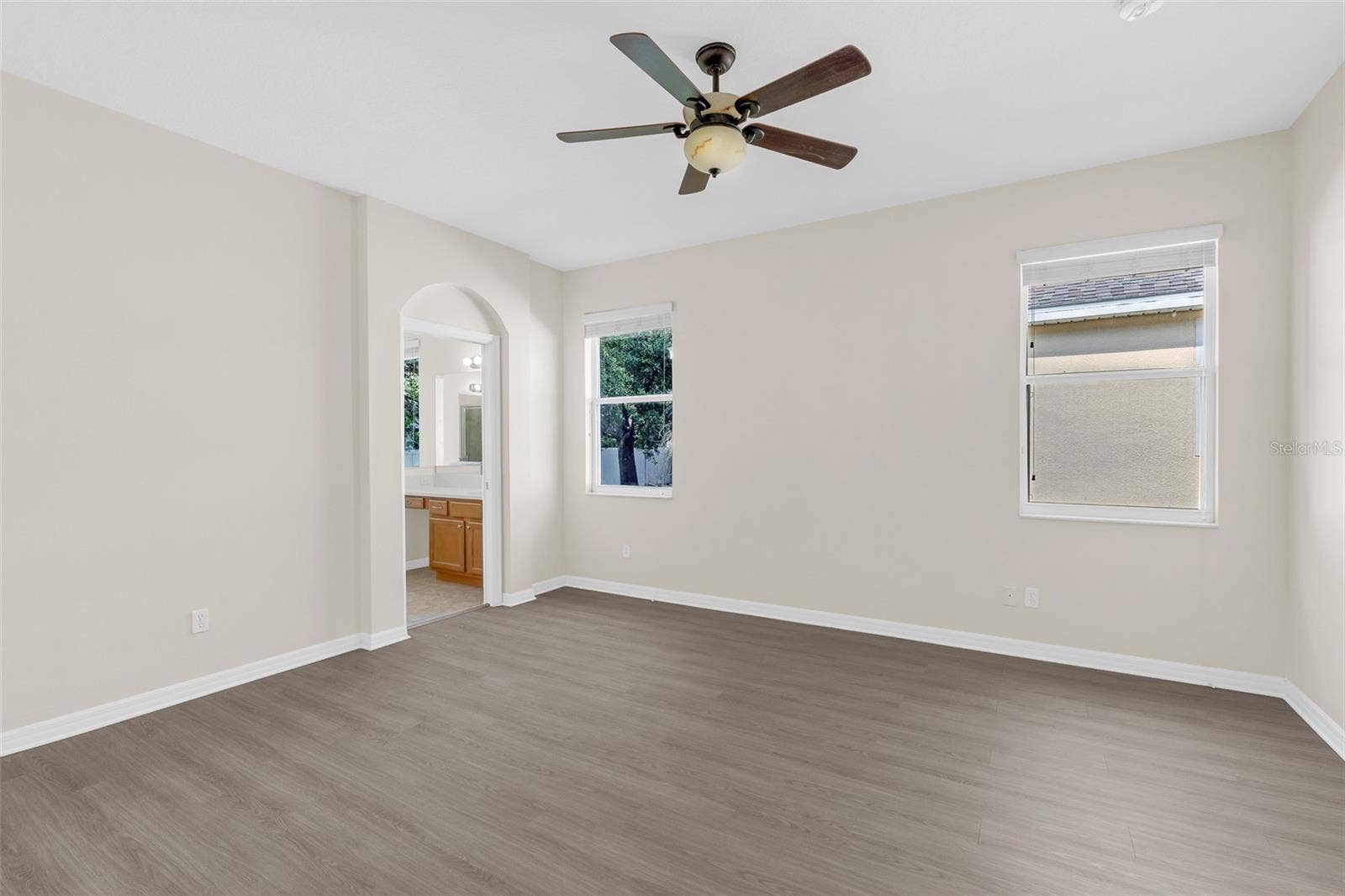 4936 WISE BIRD DRIVE, Windermere, FL 34786 4936 WISE BIRD DRIVE, Windermere, FL 34786