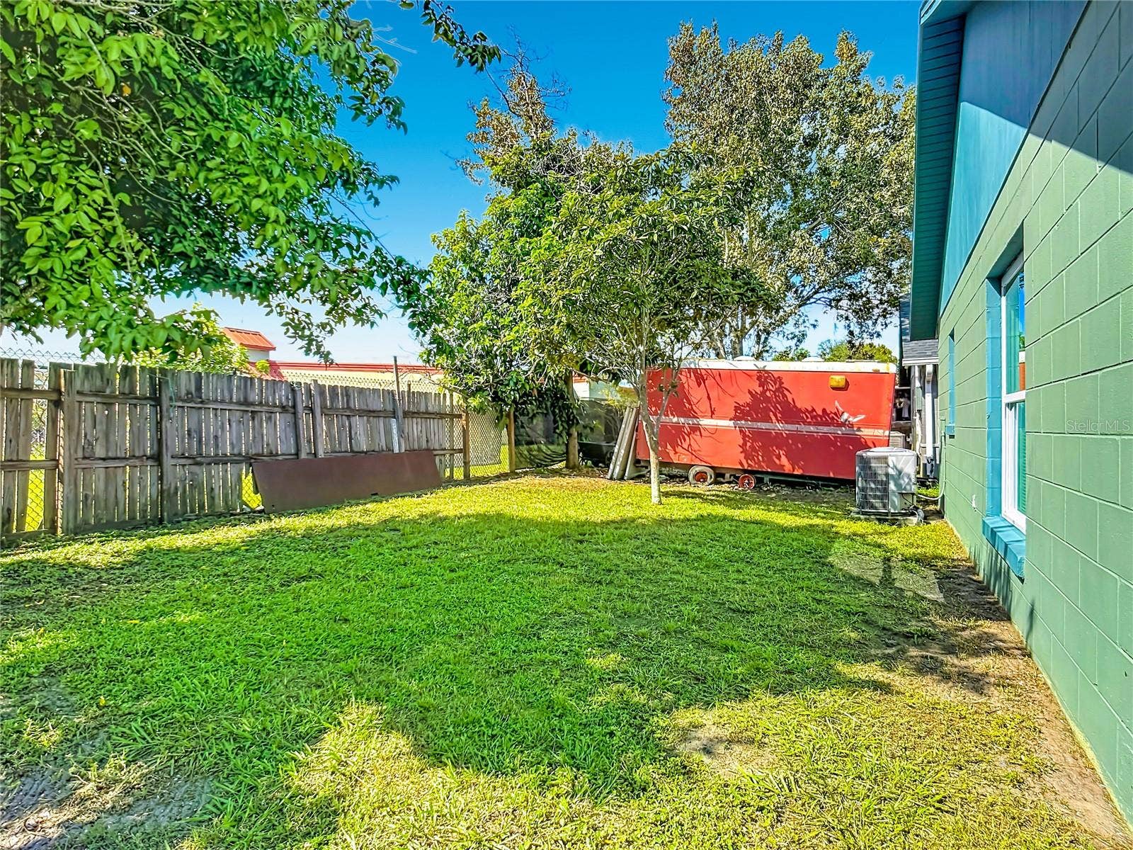 9684 HOLLYHILL DRIVE, Orlando, FL 32824 9684 HOLLYHILL DRIVE, Orlando, FL 32824
