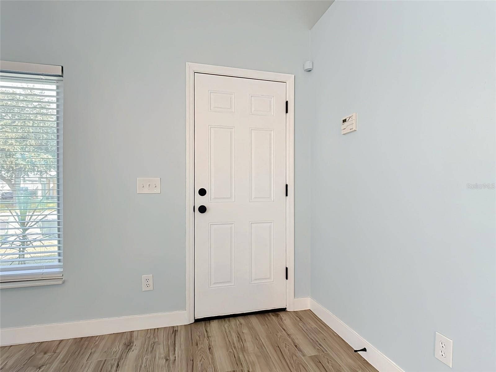 9684 HOLLYHILL DRIVE, Orlando, FL 32824 9684 HOLLYHILL DRIVE, Orlando, FL 32824