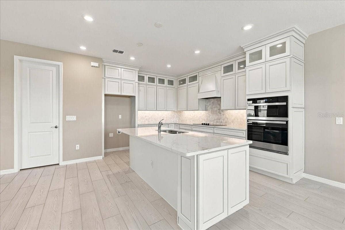 6262 ARGENT WOOD DRIVE, Winter Garden, FL 34787 6262 ARGENT WOOD DRIVE, Winter Garden, FL 34787