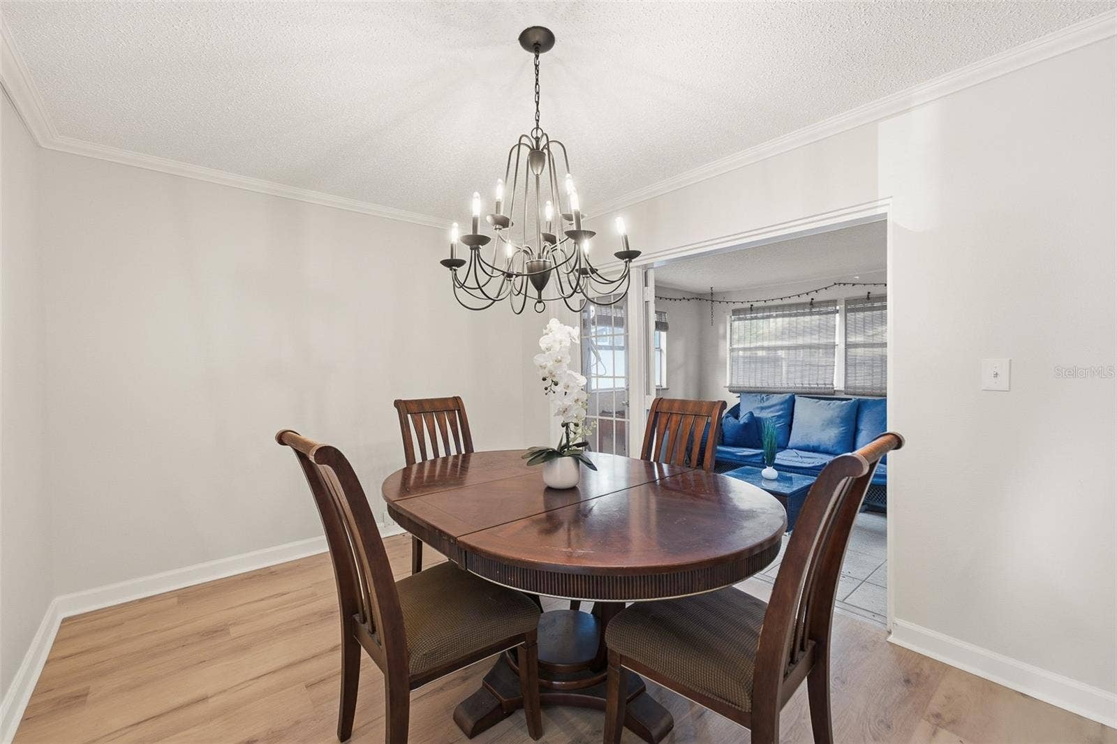 9627 HIDDEN OAKS CIRCLE, Tampa, FL 33612 9627 HIDDEN OAKS CIRCLE, Tampa, FL 33612