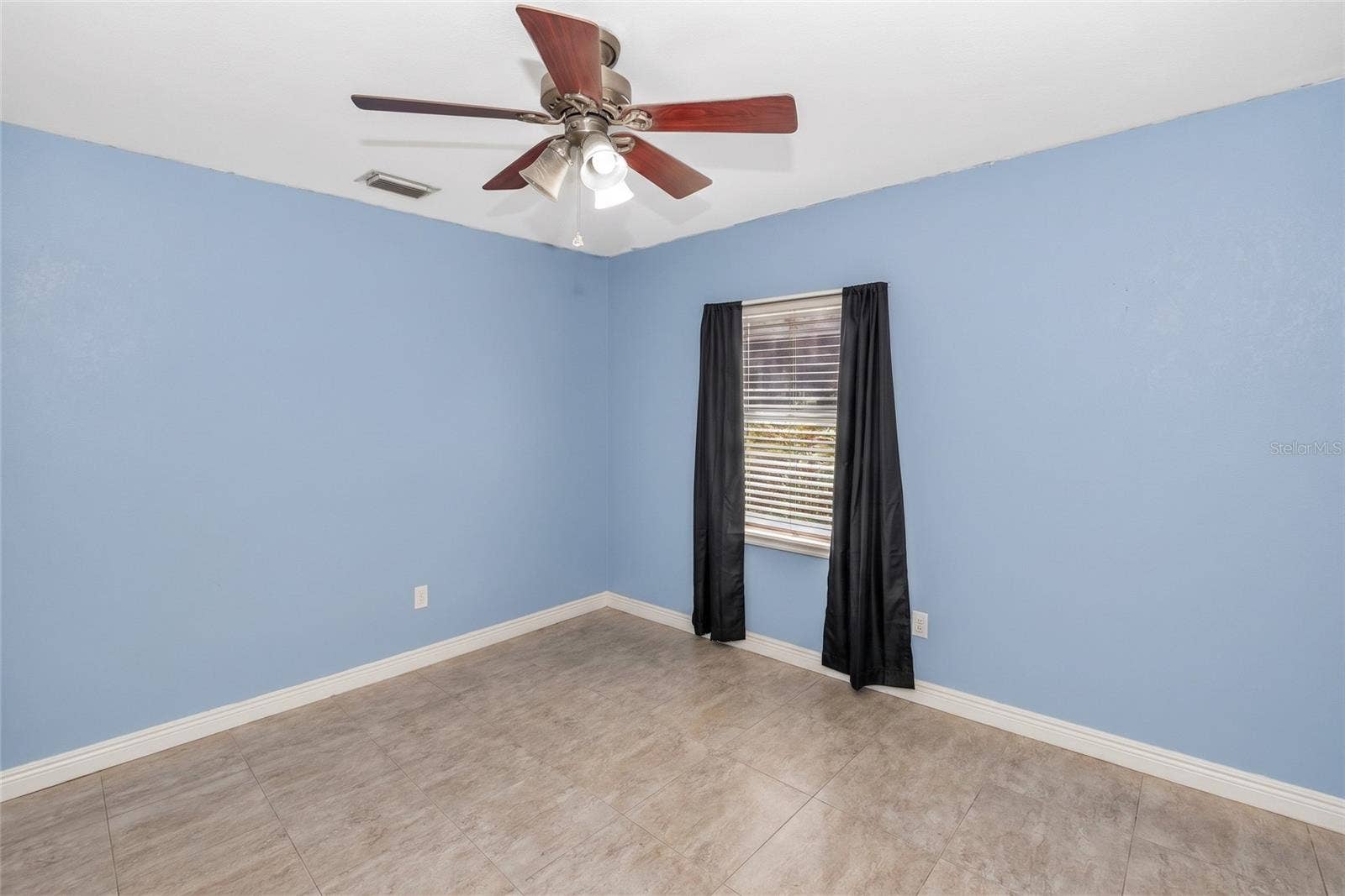 5620 SANDALWOOD DRIVE, Orlando, FL 32839