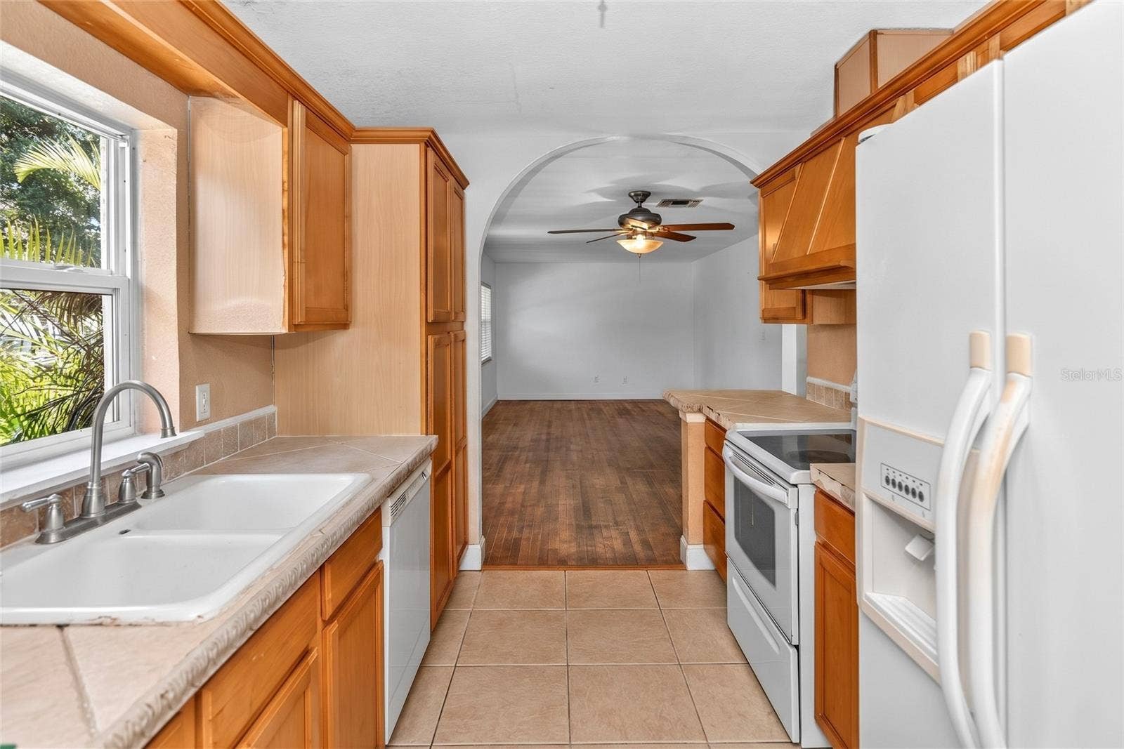 5620 SANDALWOOD DRIVE, Orlando, FL 32839