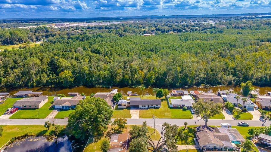 Property photo for 13524 COUNTRY CLUB DRIVE, Tavares, FL
