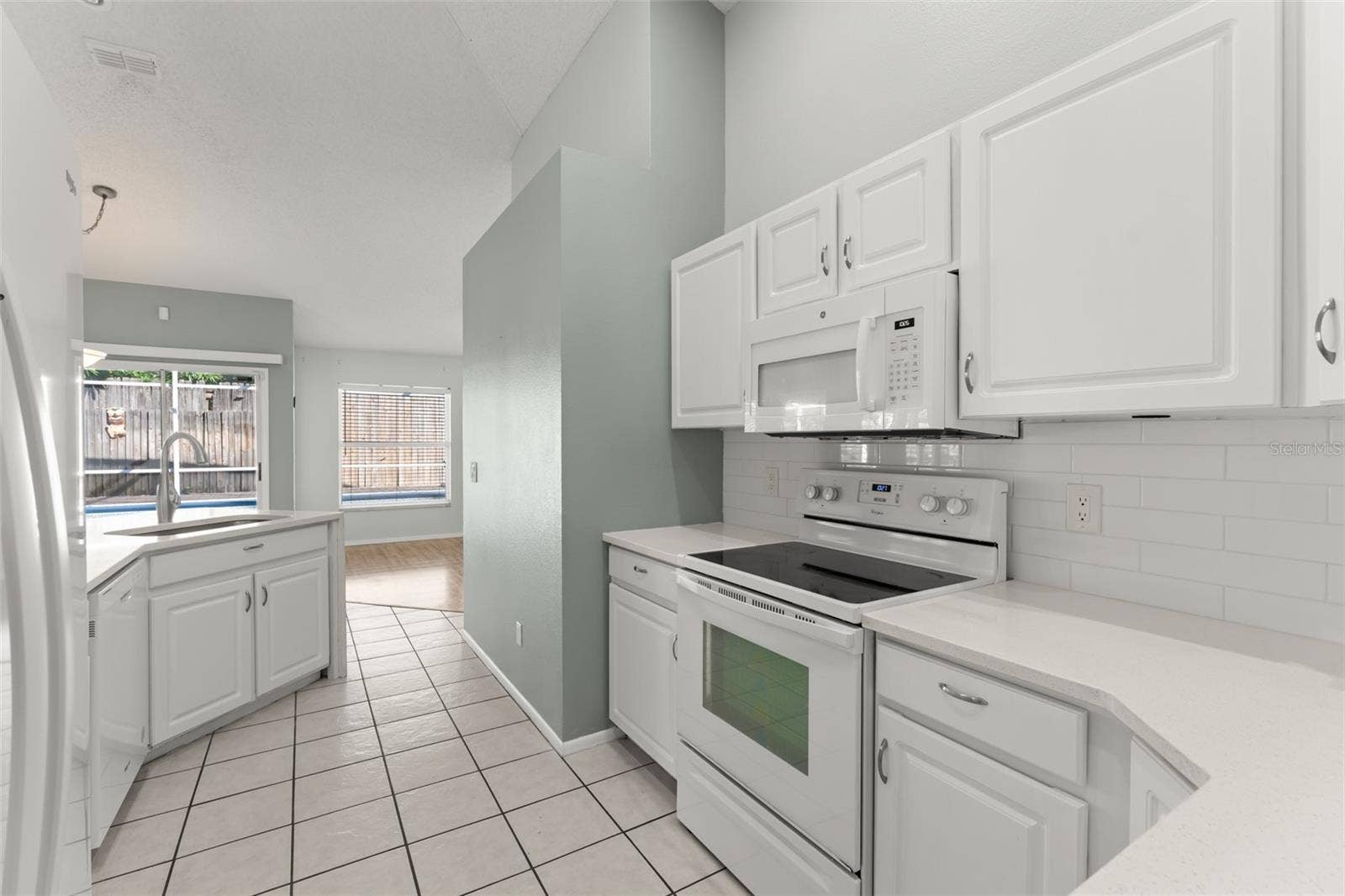 2736 SPRINGFIELD DR, Ocoee, FL 34761 2736 SPRINGFIELD DR, Ocoee, FL 34761