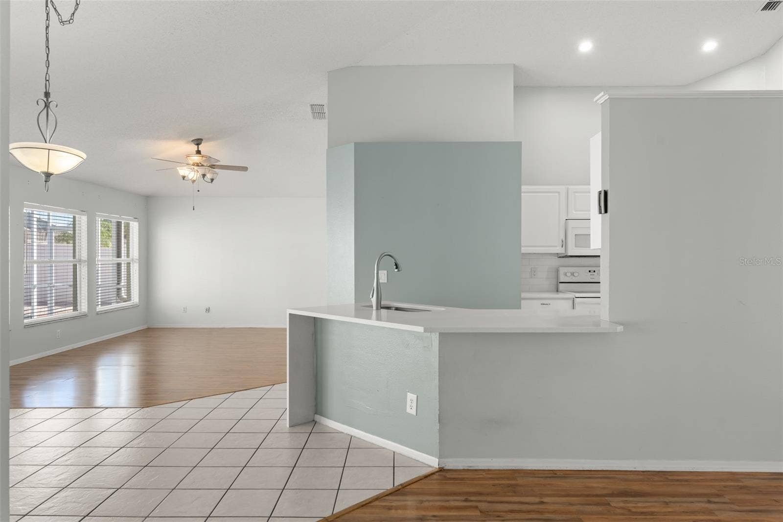 2736 SPRINGFIELD DR, Ocoee, FL 34761 2736 SPRINGFIELD DR, Ocoee, FL 34761