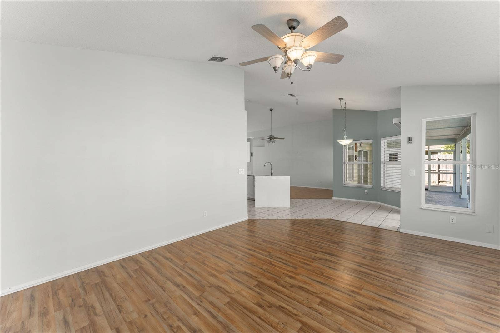 2736 SPRINGFIELD DR, Ocoee, FL 34761 2736 SPRINGFIELD DR, Ocoee, FL 34761
