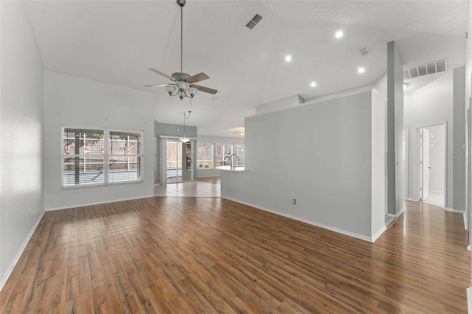 2736 SPRINGFIELD DR, Ocoee, FL 34761 2736 SPRINGFIELD DR, Ocoee, FL 34761