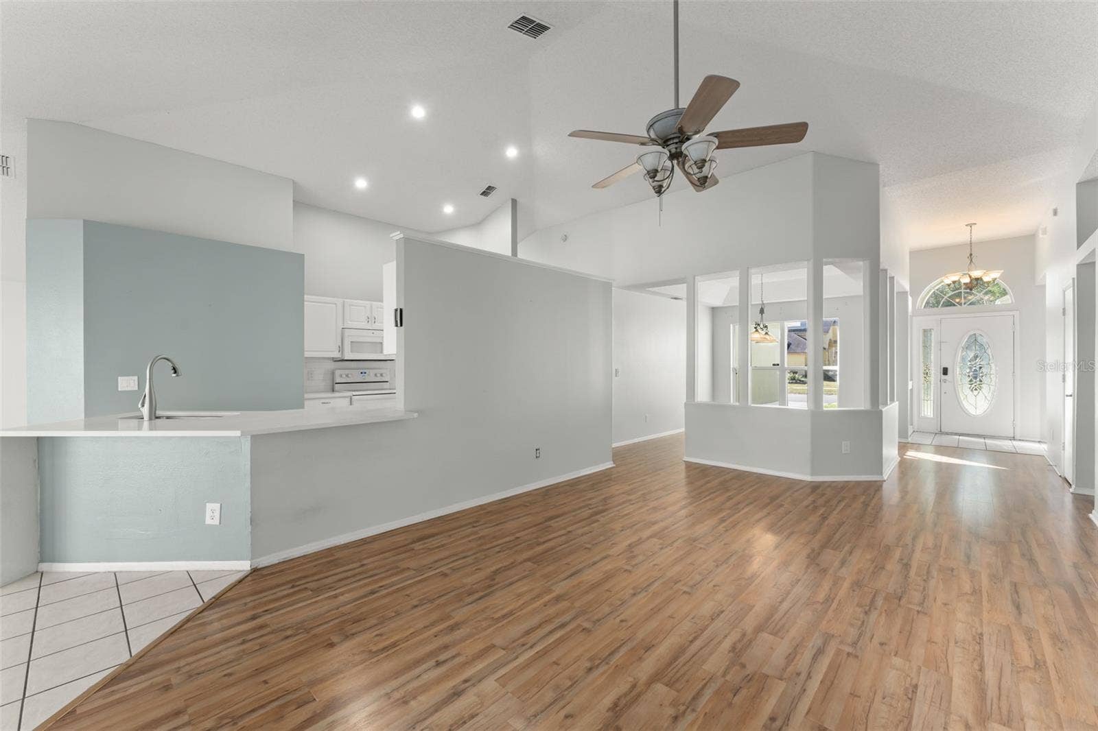 2736 SPRINGFIELD DR, Ocoee, FL 34761 2736 SPRINGFIELD DR, Ocoee, FL 34761