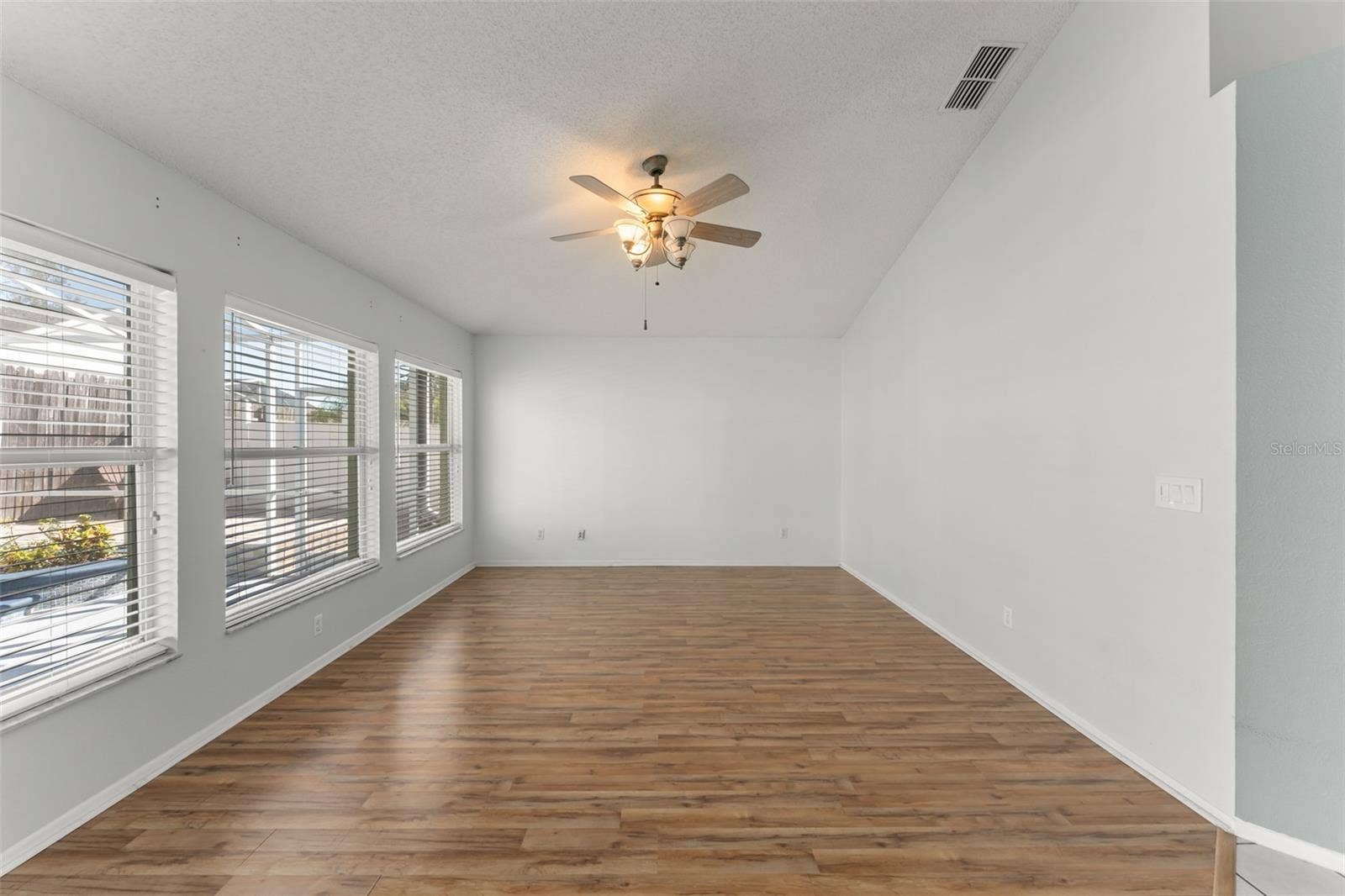 2736 SPRINGFIELD DR, Ocoee, FL 34761 2736 SPRINGFIELD DR, Ocoee, FL 34761